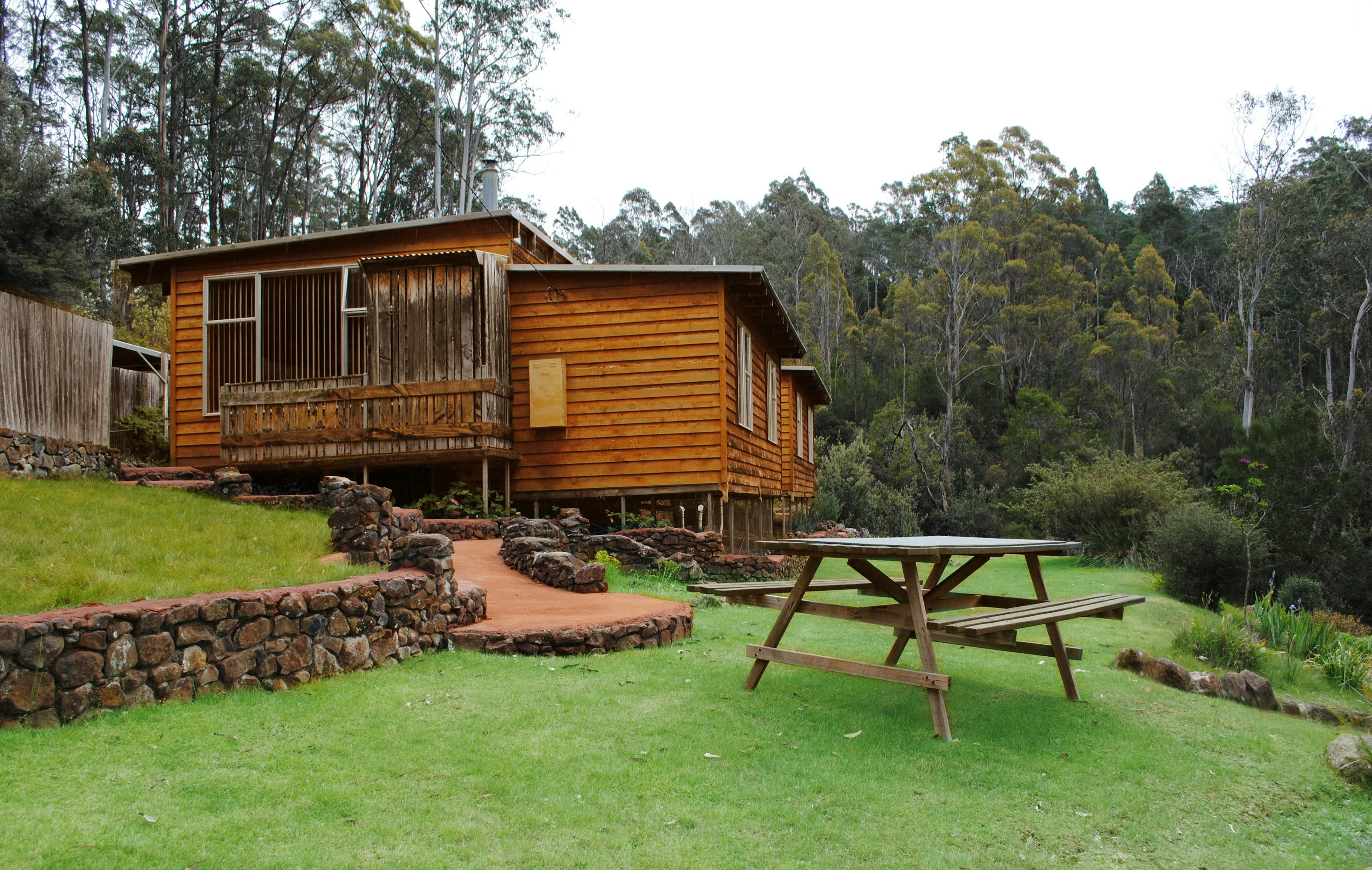 Cabin 1,  2 bedrooms / cabins 2, 2 bedrooms