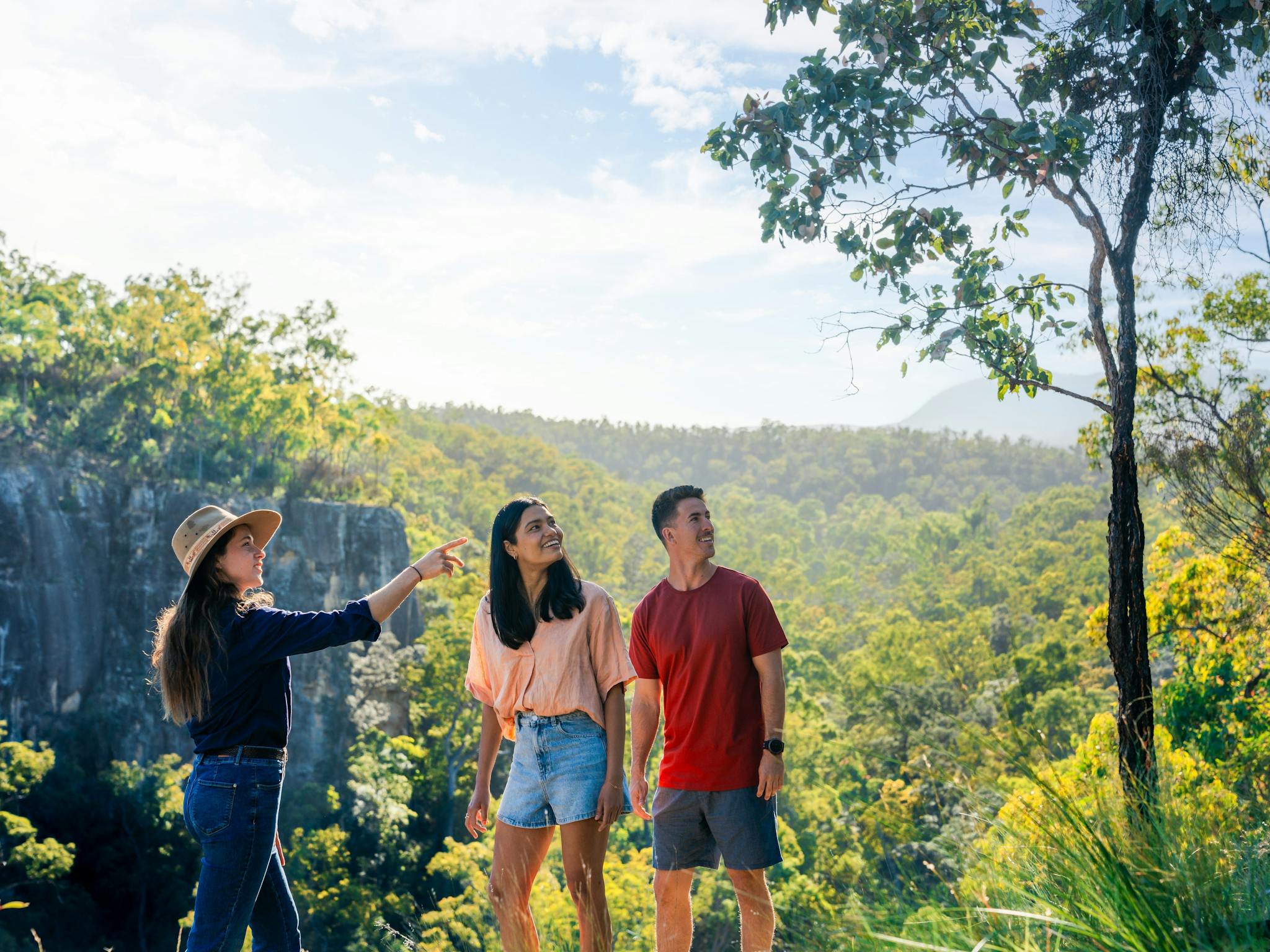 Nyanda Gorge Tour - Speaking to guests Nyanda Gorge Tour - Speaking to guests