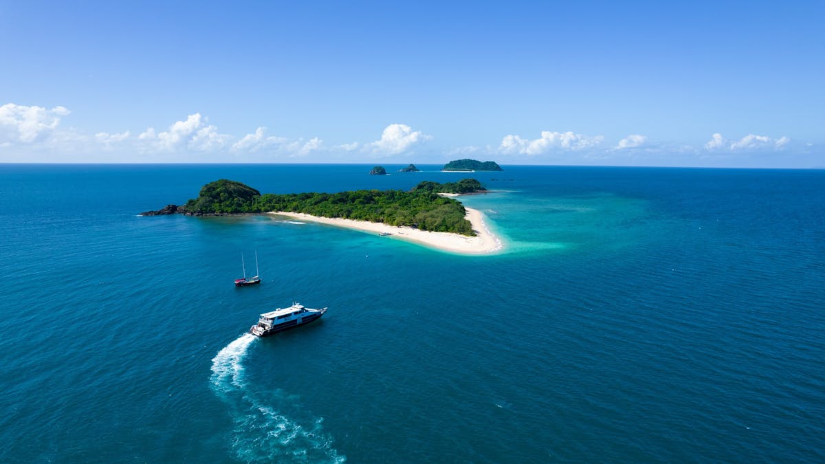 Great Barrier Reef Day Trips - Frankland Islands | The Tour Specialists