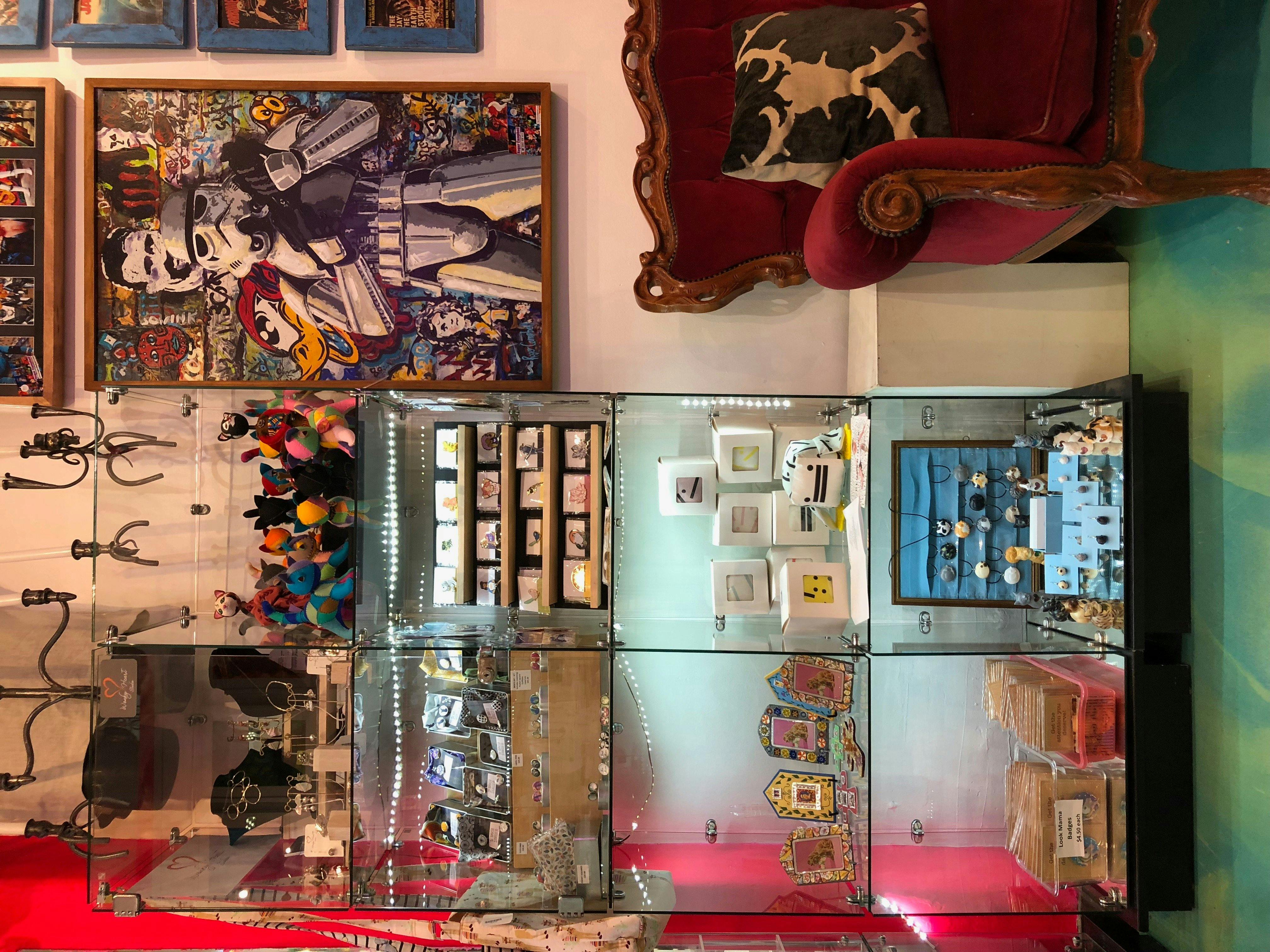 in.cube8r gallery and emporium