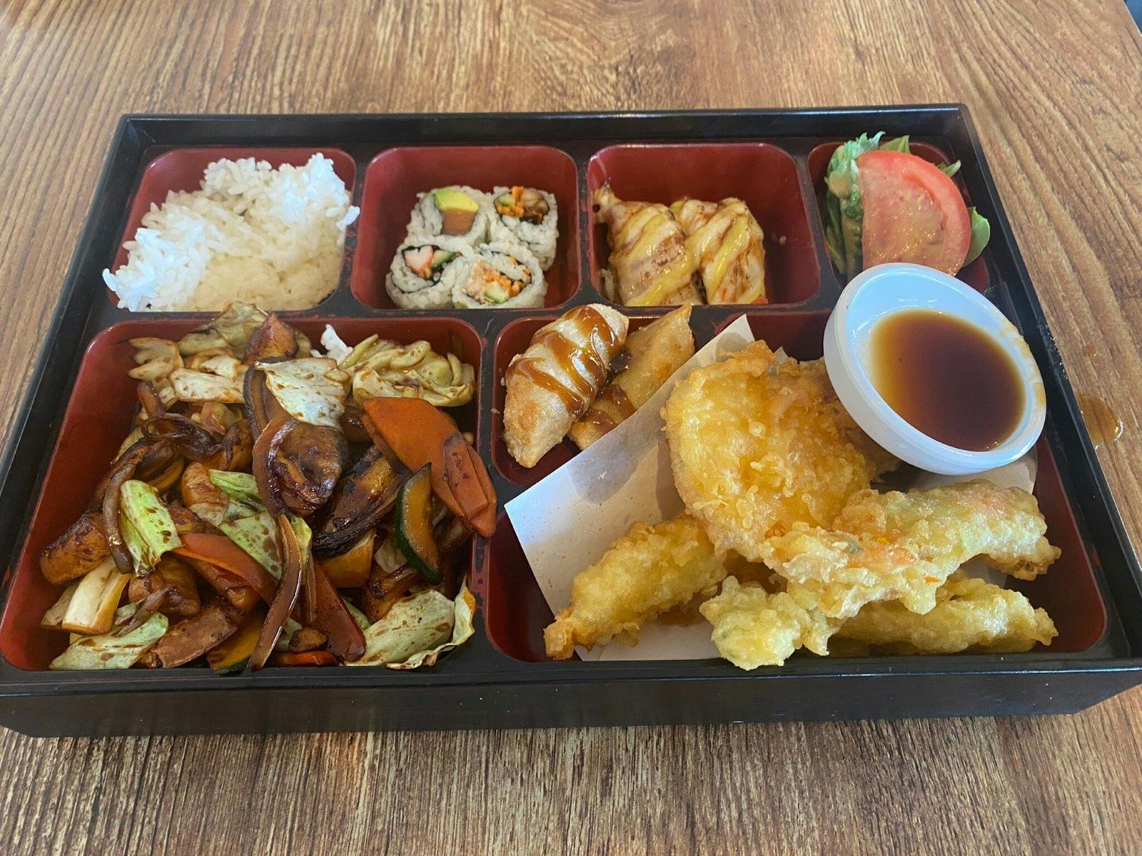 Moon's Fresh Sushi - Bento Box