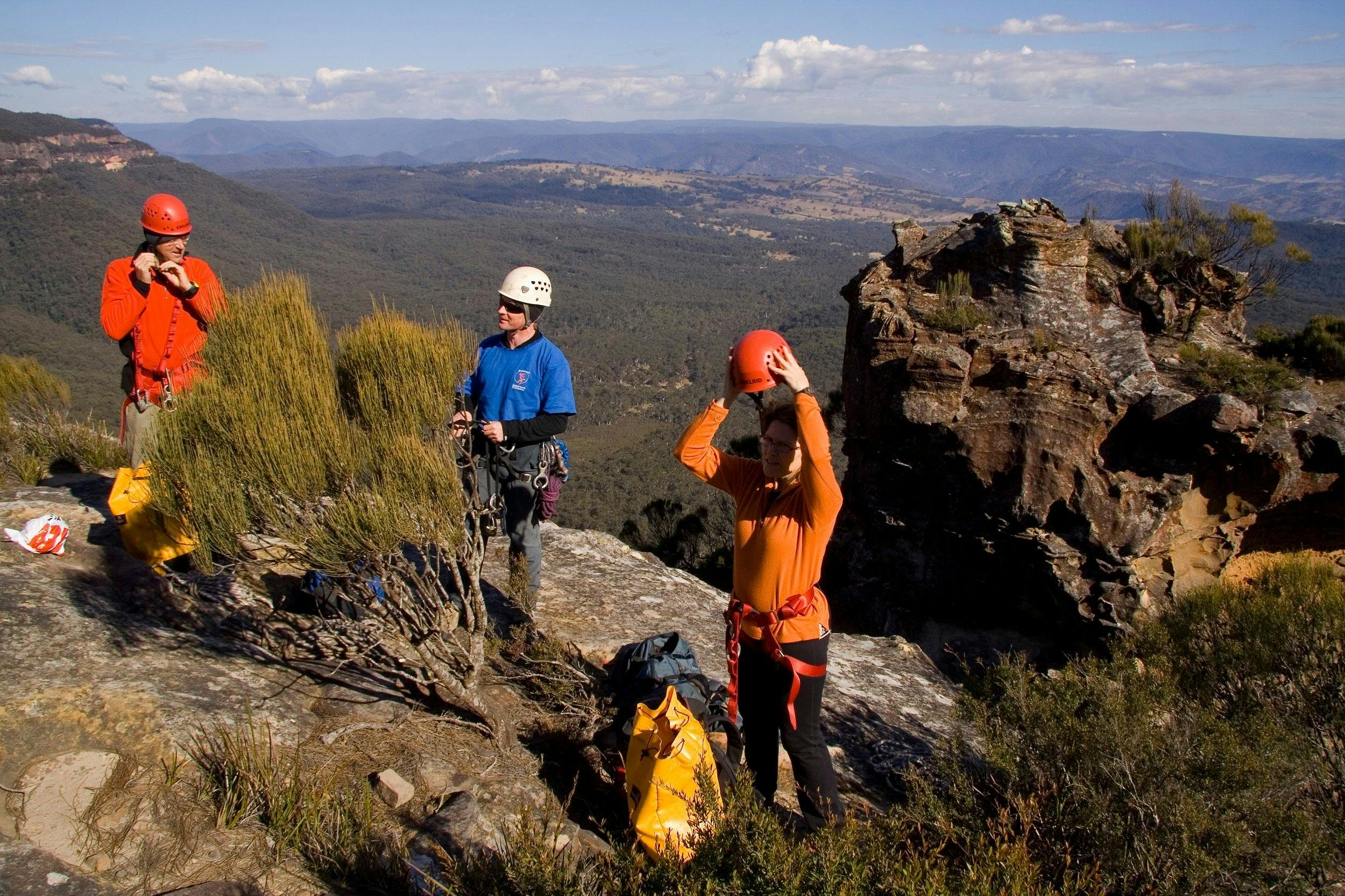 Intermediate Rockclimb n exped, high adventure in wild weather