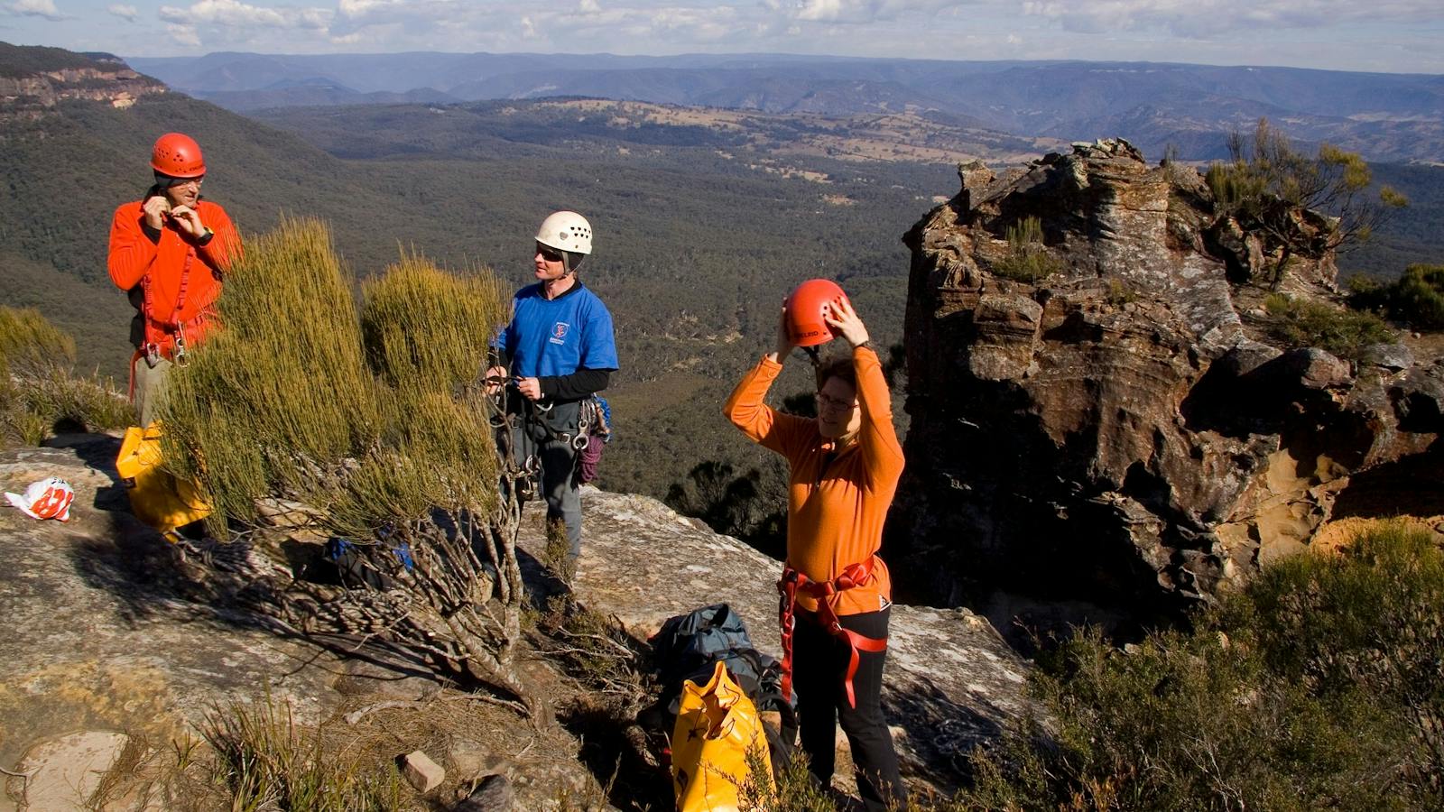 Intermediate Rockclimb n exped, high adventure in wild weather
