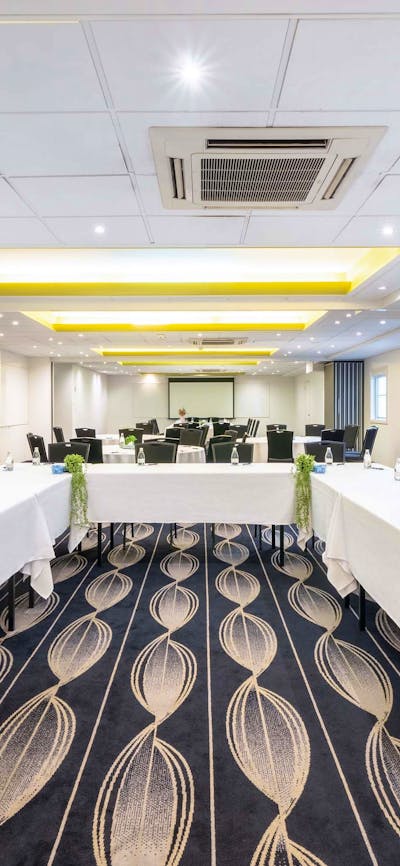 Russell Dysdale Meeting Room