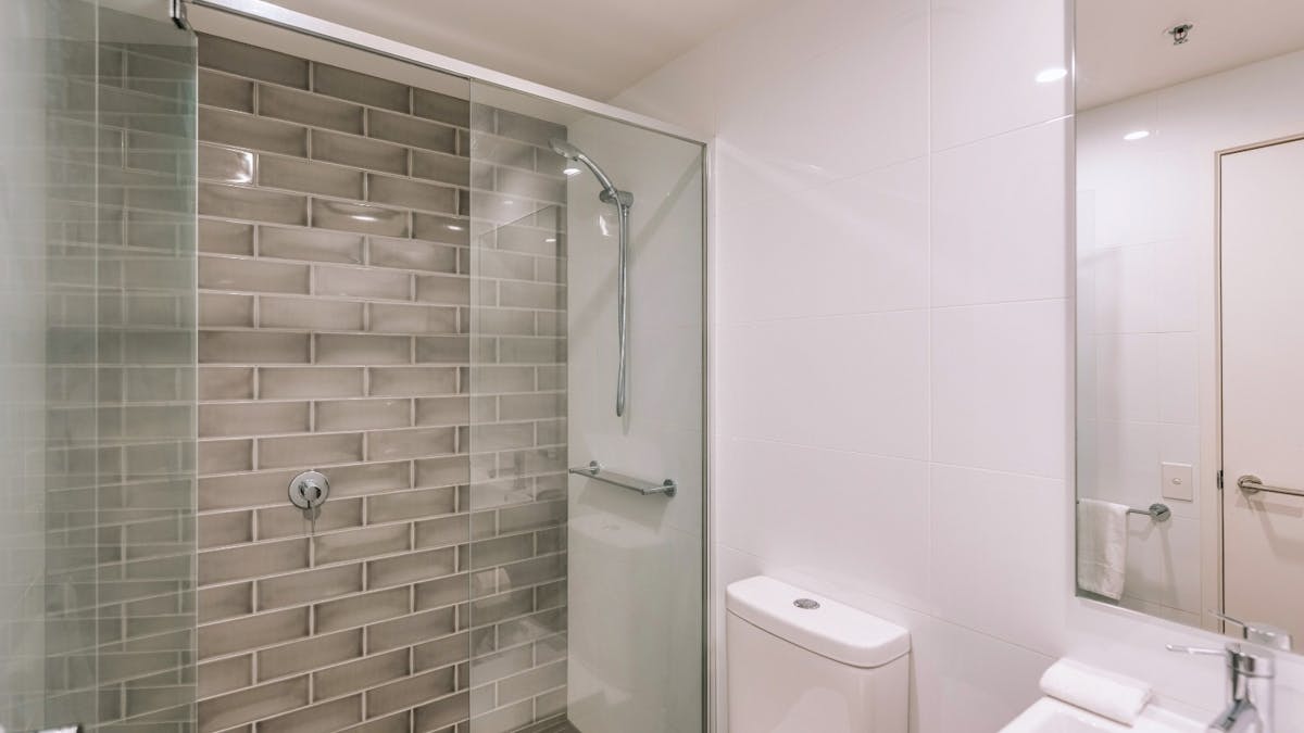 2 bedroom 2 Bathroom