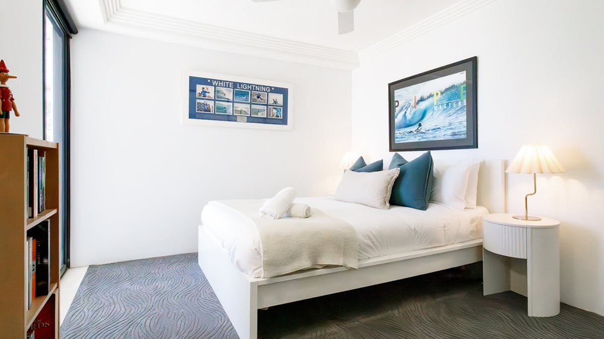 2 bedroom unit in Mermaid Beach - second bedroom