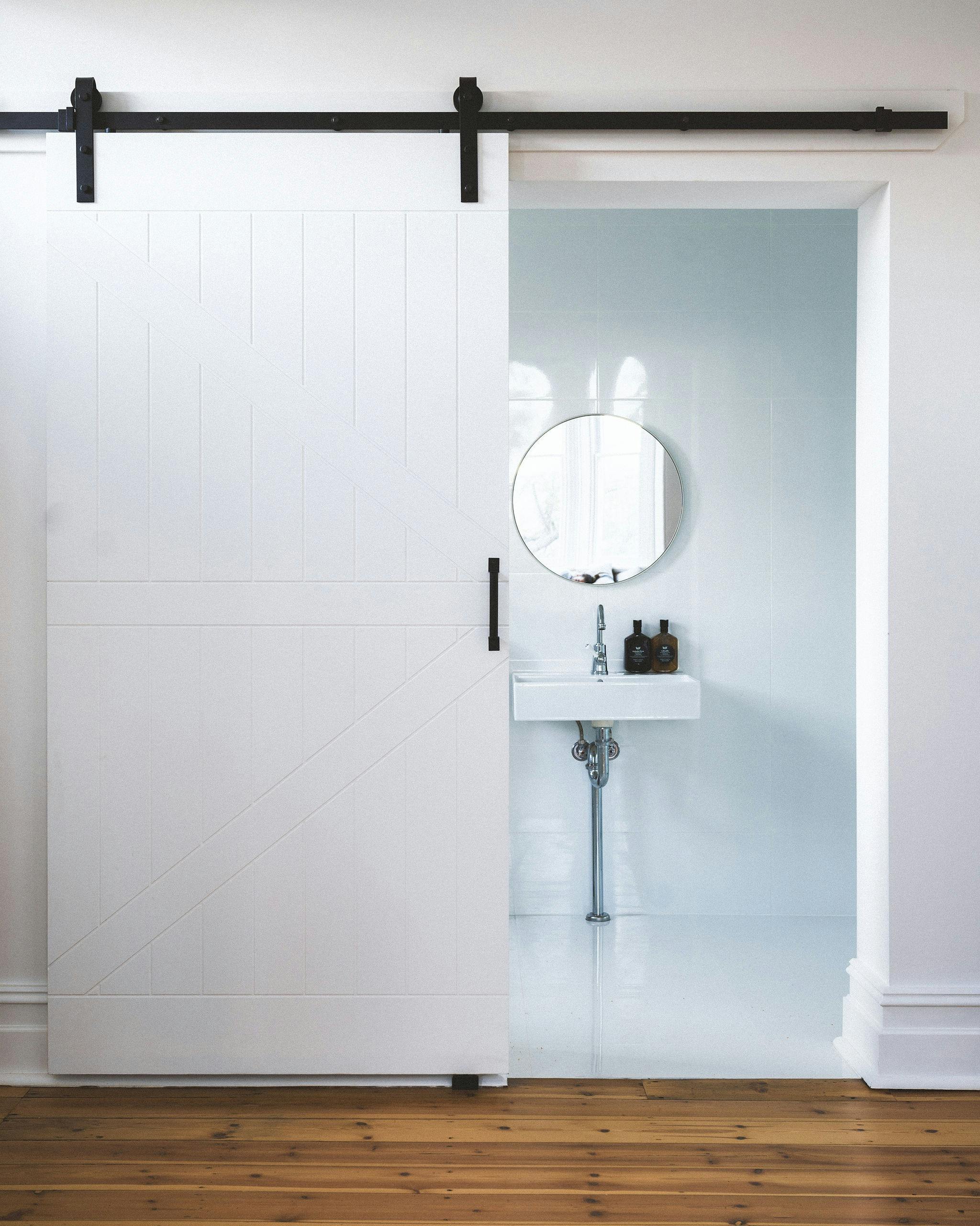 clean white bathroom lines