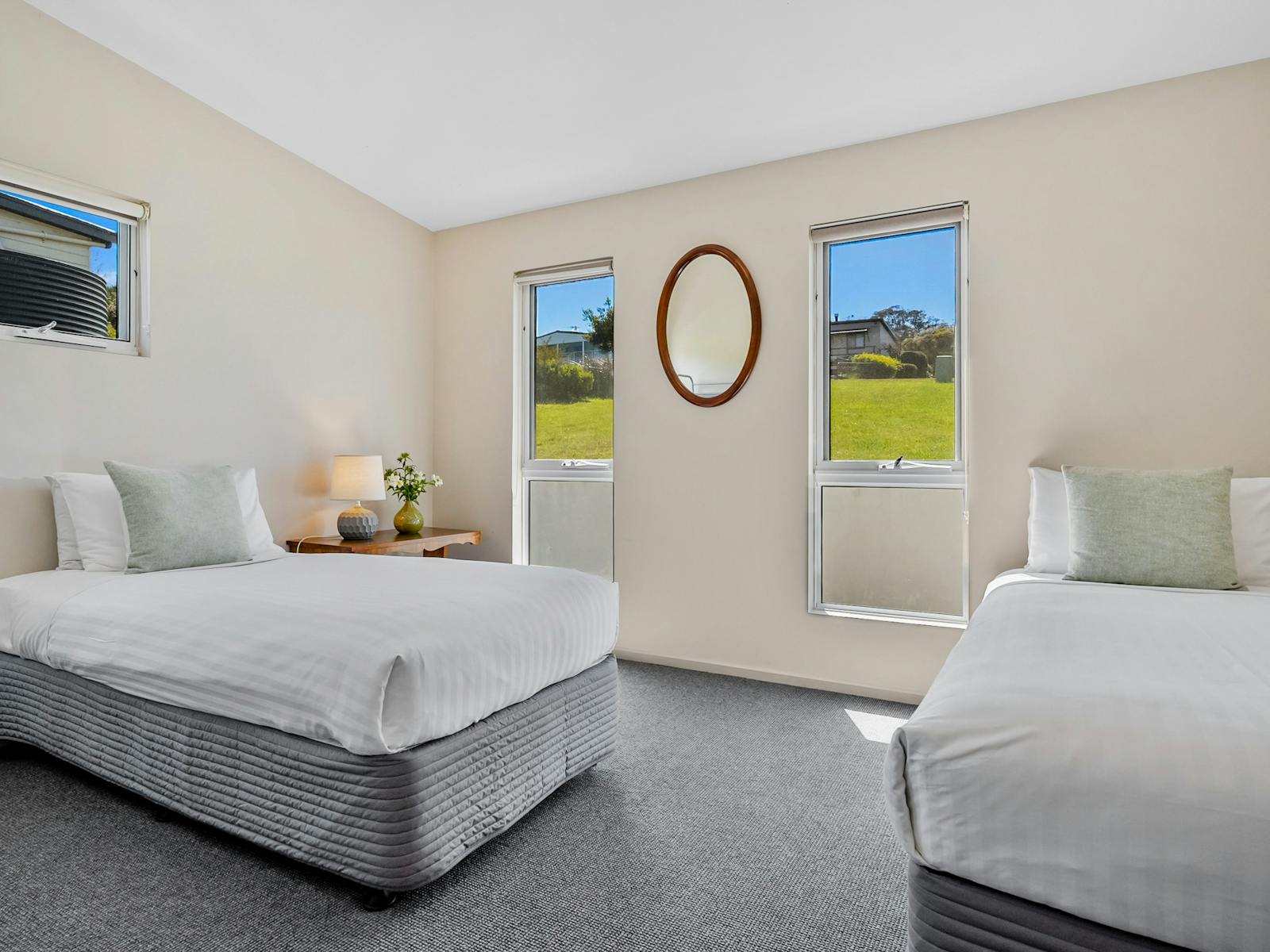 Twin single bedrooms