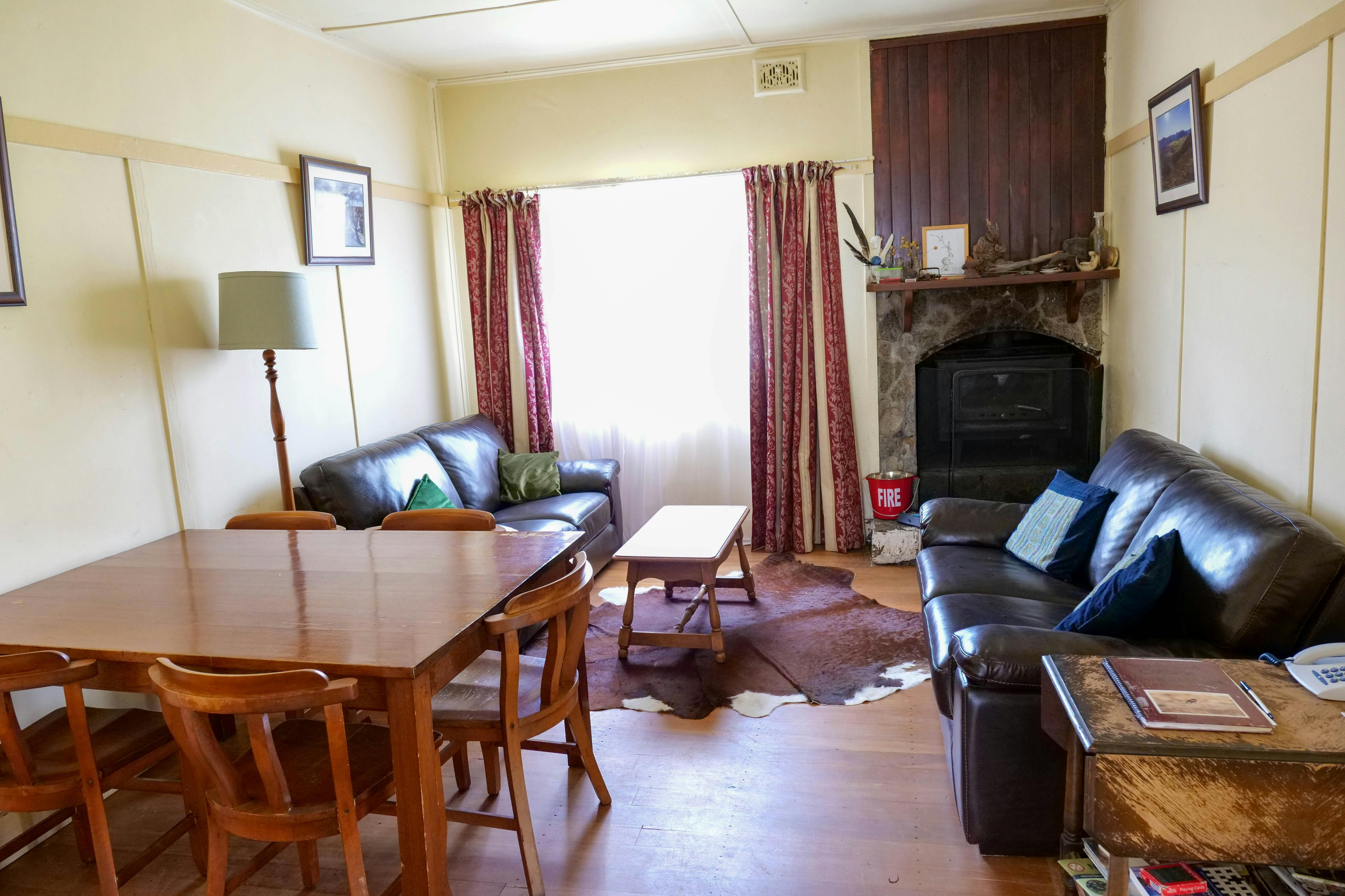 Ready-Cut Cottage - Lounge Room