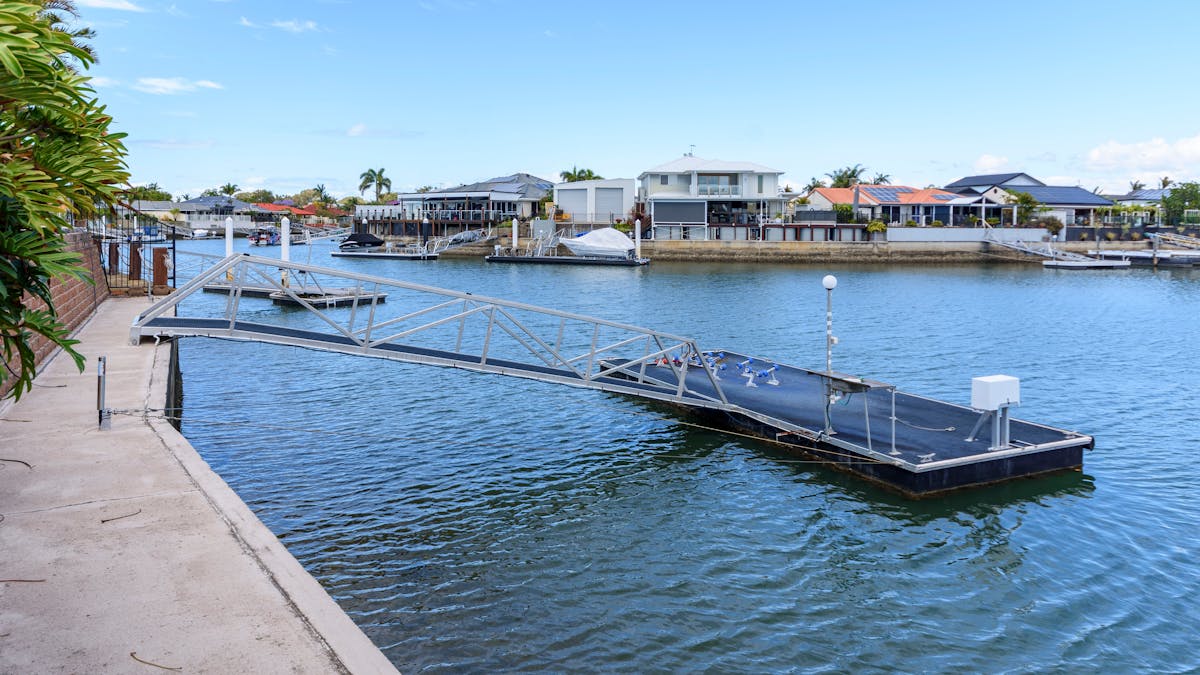 Pontoon