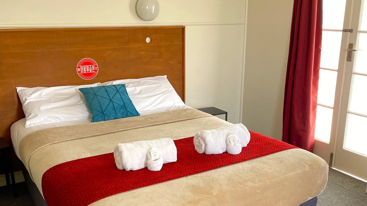 Premium Room bed