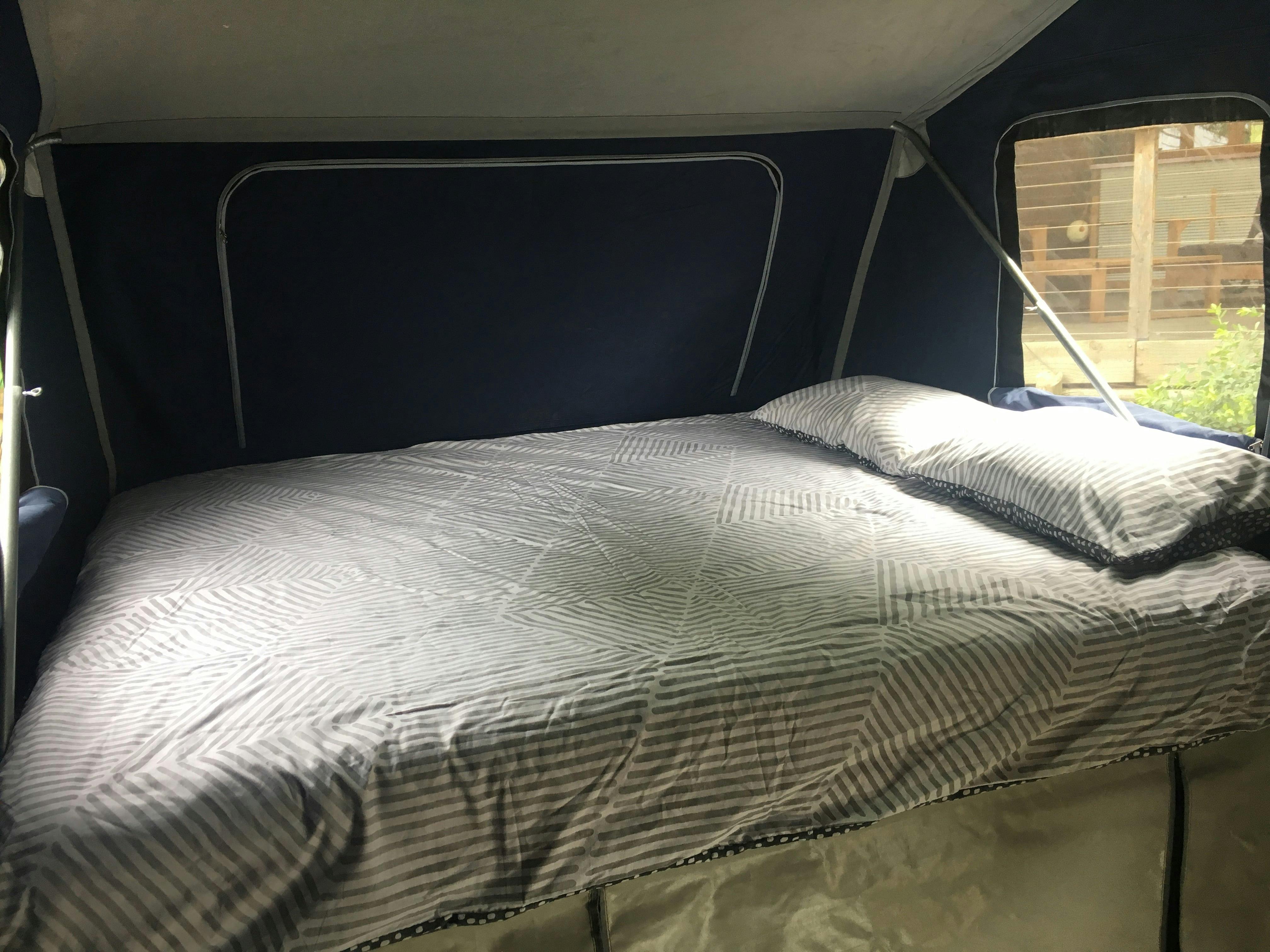 Roomy and comfortable 5 berth Camper Trailer