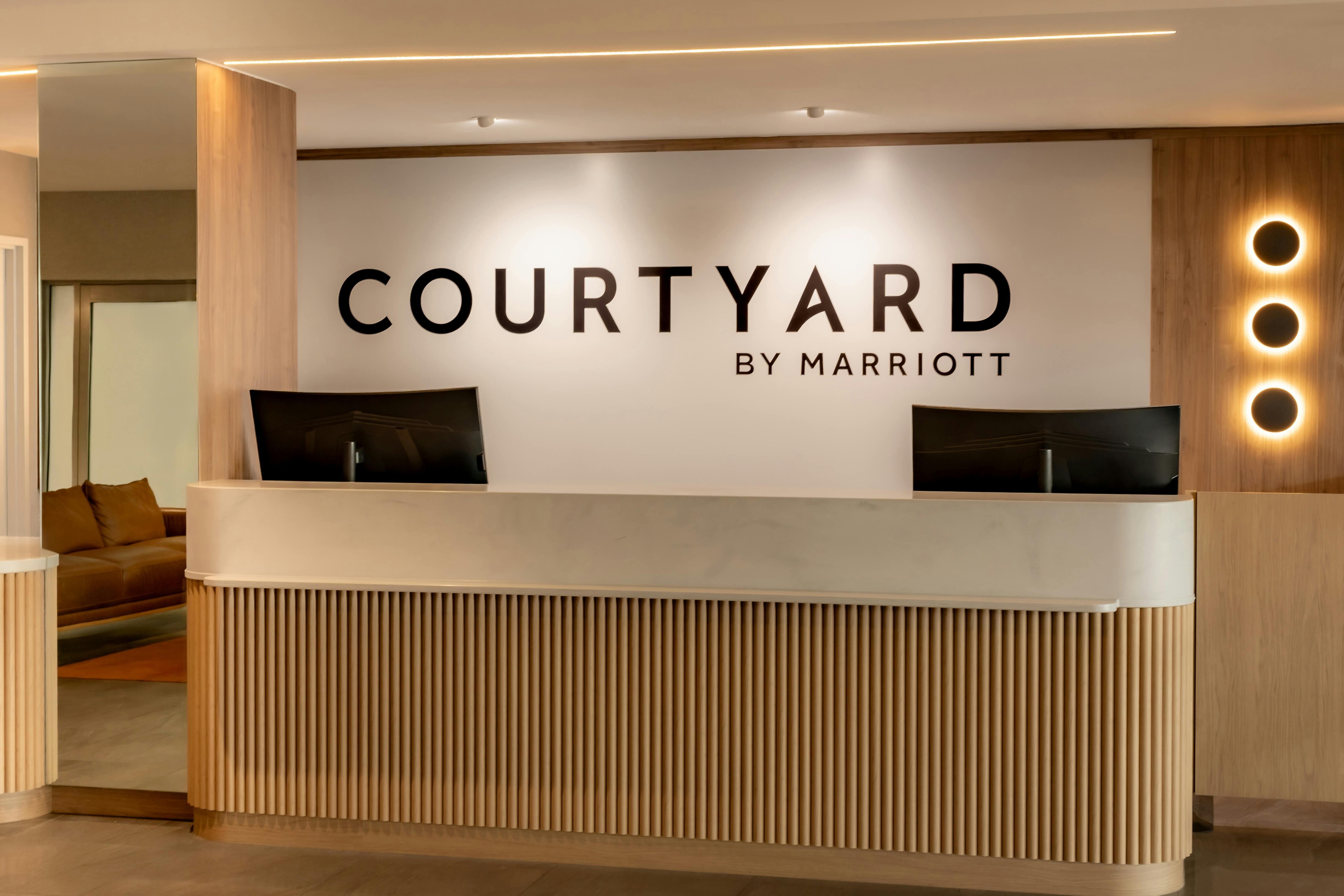 Courtyard by Marriott Darwin Reception
