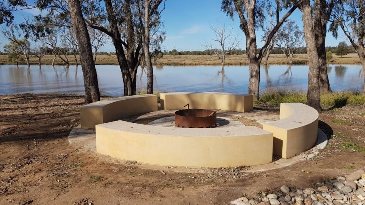 Lovely communal camp fire pit to relax and share stories. share Lovely communal camp fire pit to relax and share stories. share