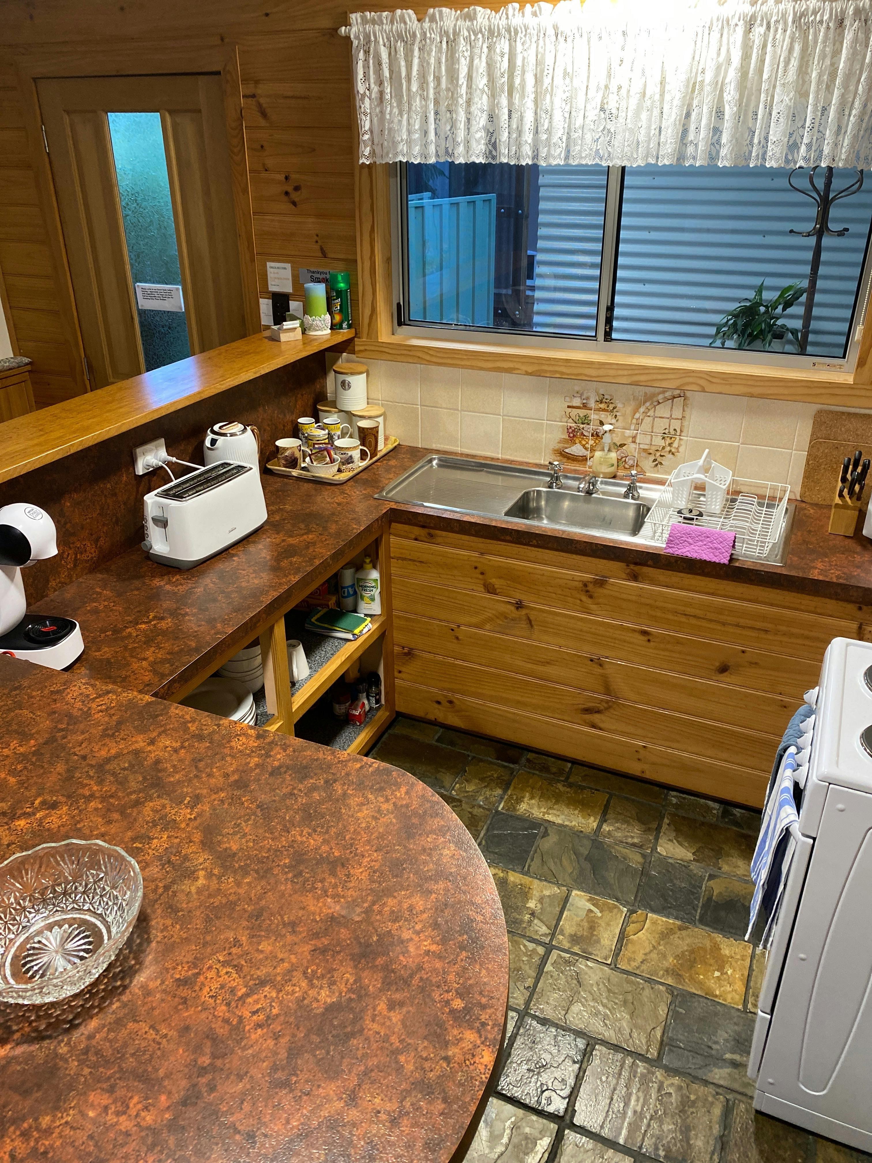 Fully equipped with basic cooking essentials supplied