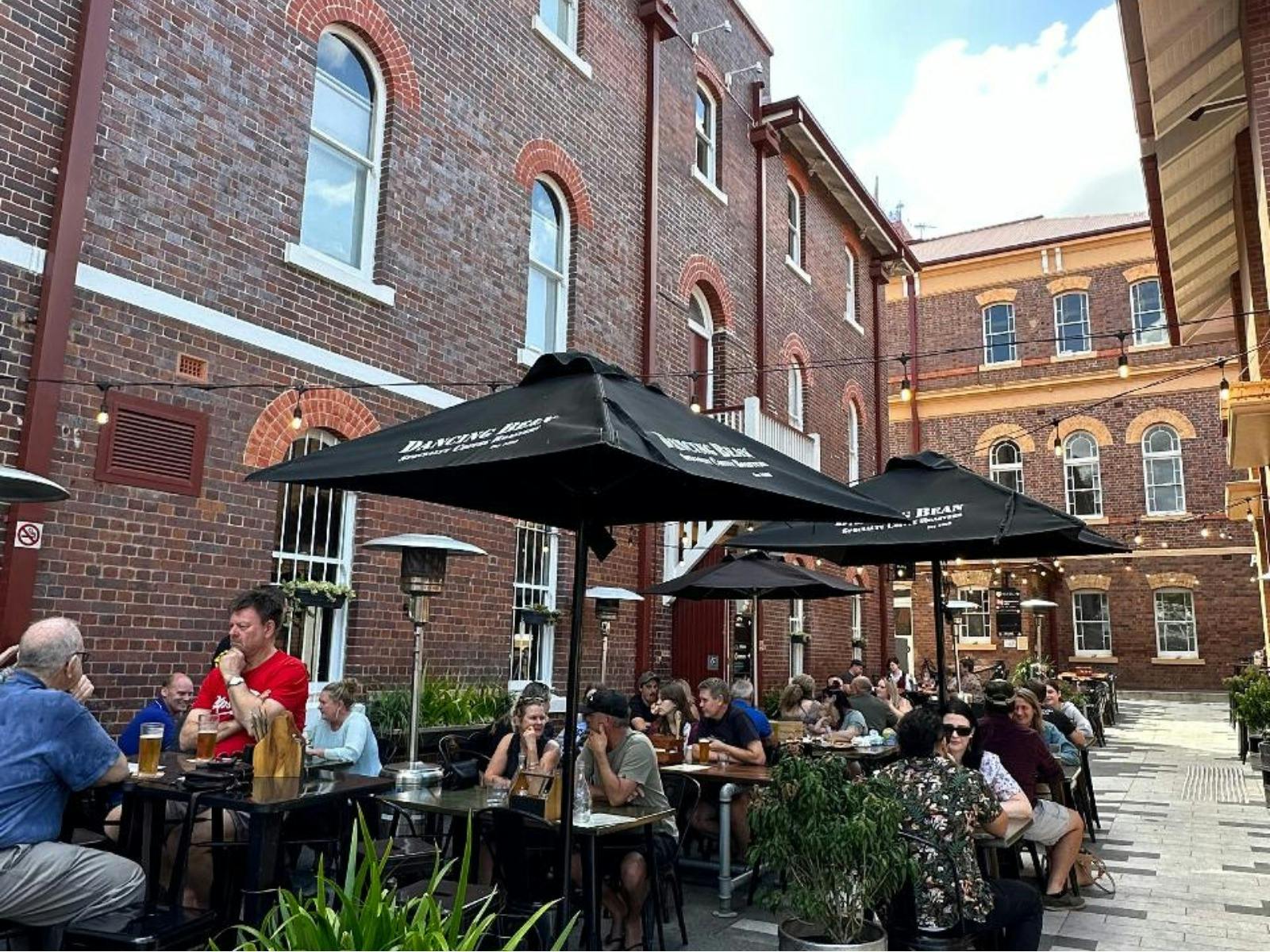 Pumpyard Bar and Brewery