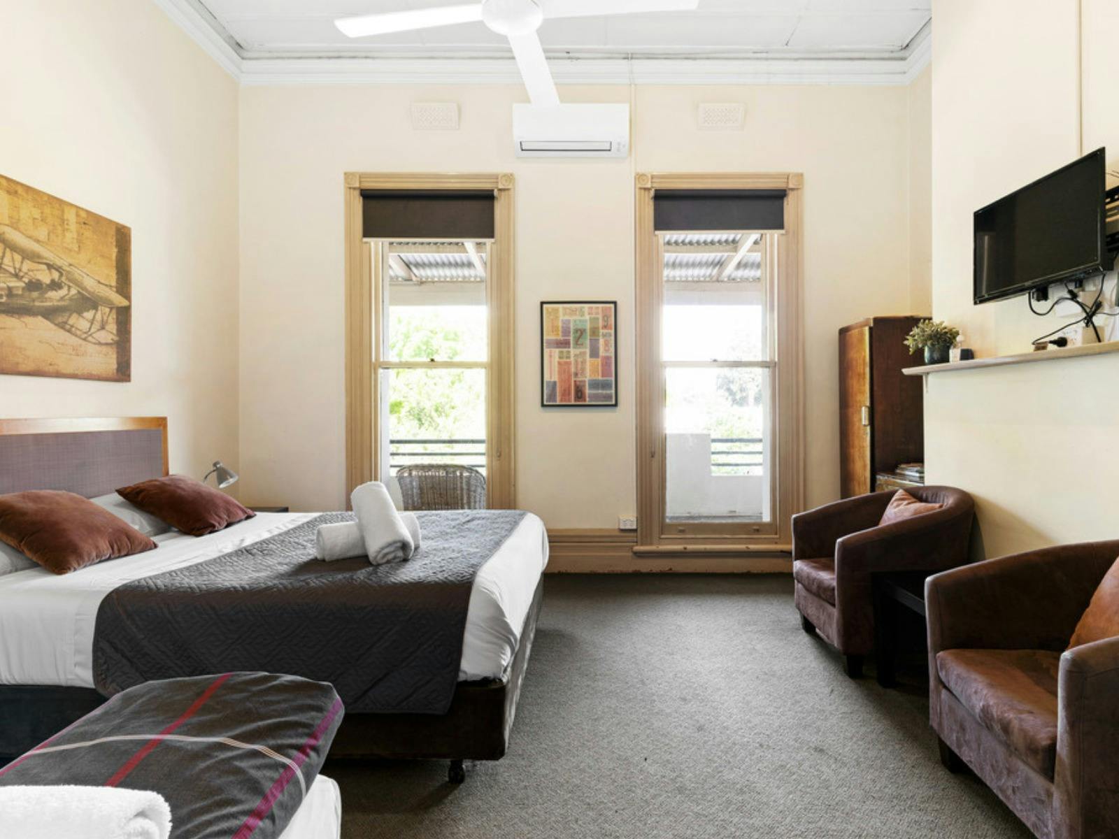 The Delatite Hotel upstairs accommodation