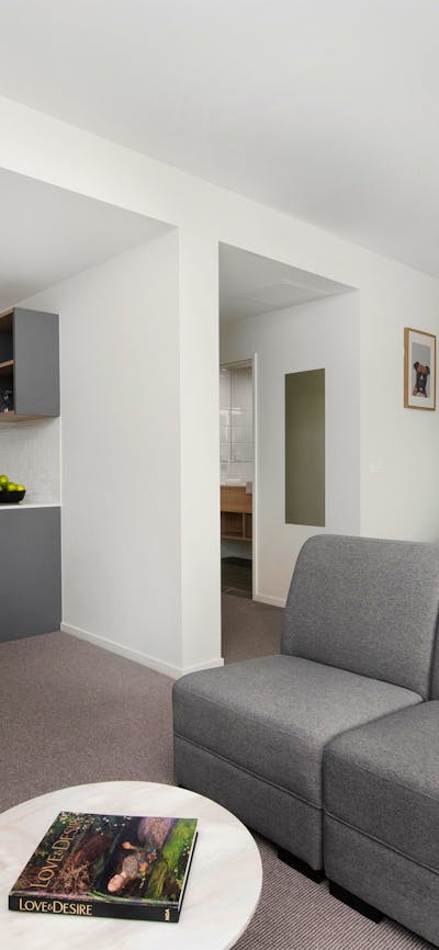 Mantra MacArthur Hotel - 1 Bedroom Suite