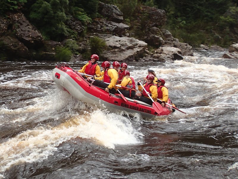 Rafting the rapids of the King River Gorge