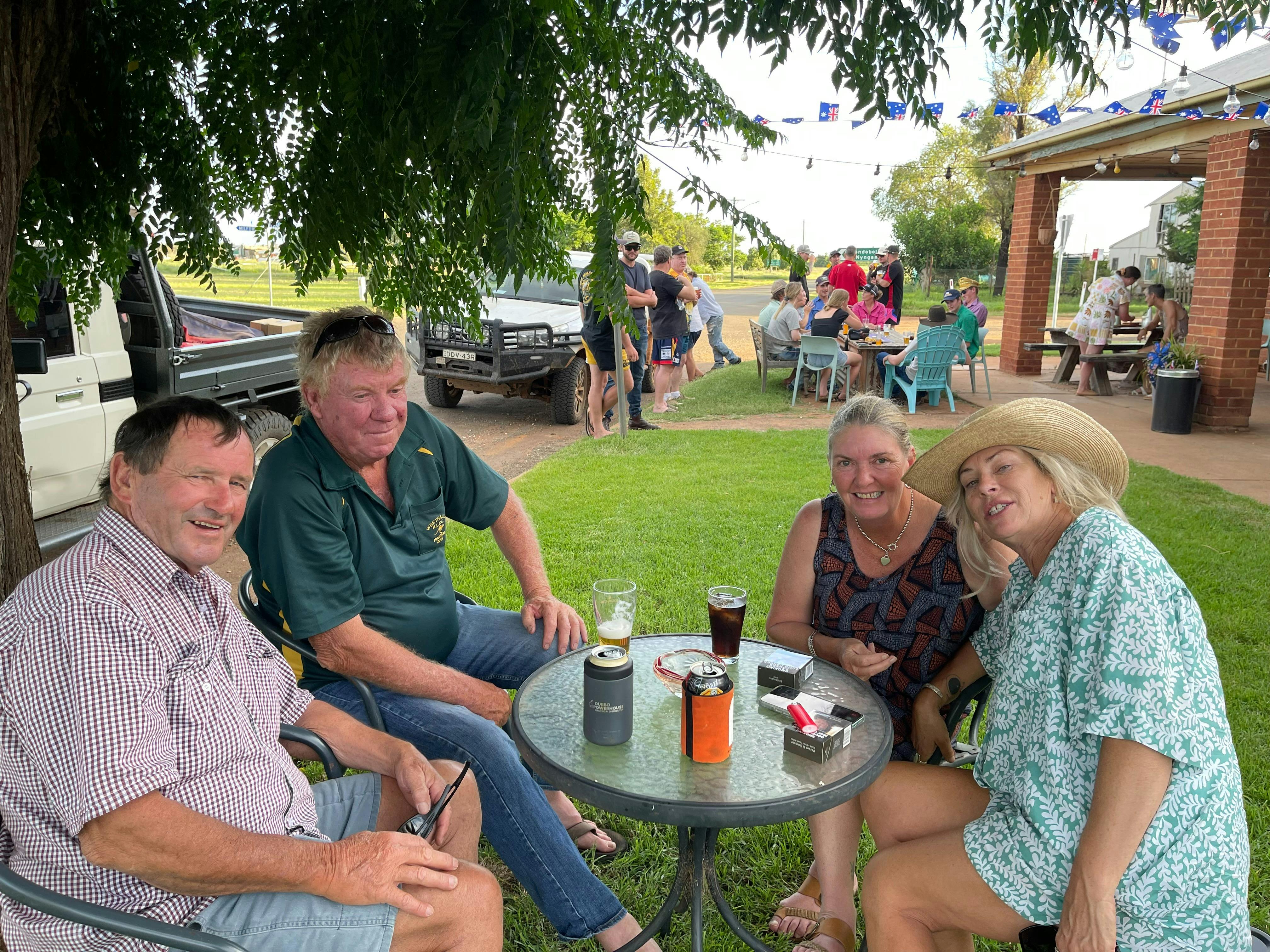 ニマギー ホテル