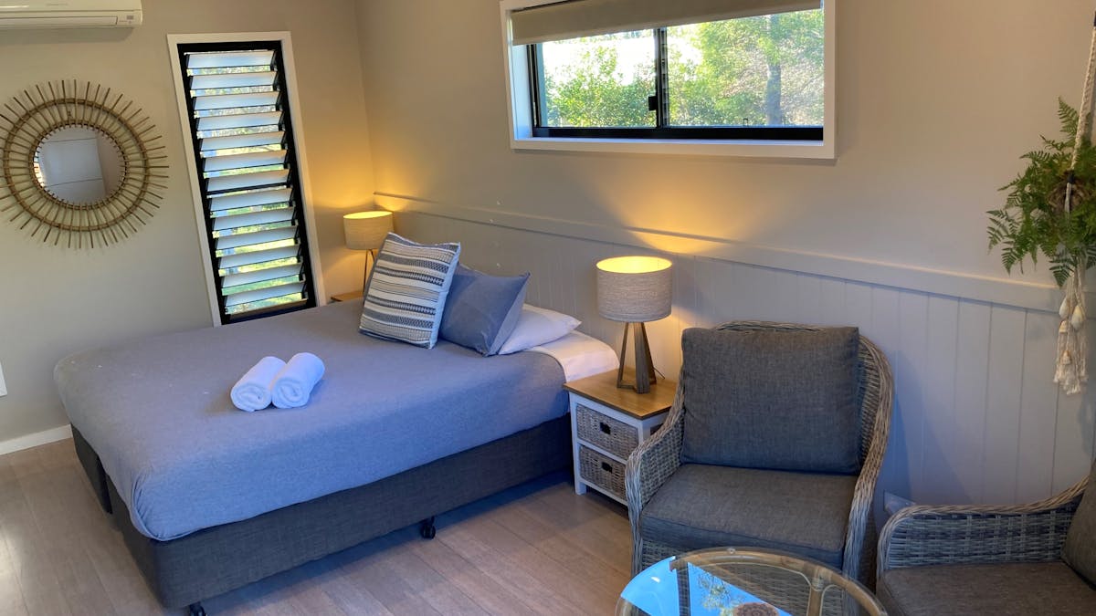 Kingfisher Room
