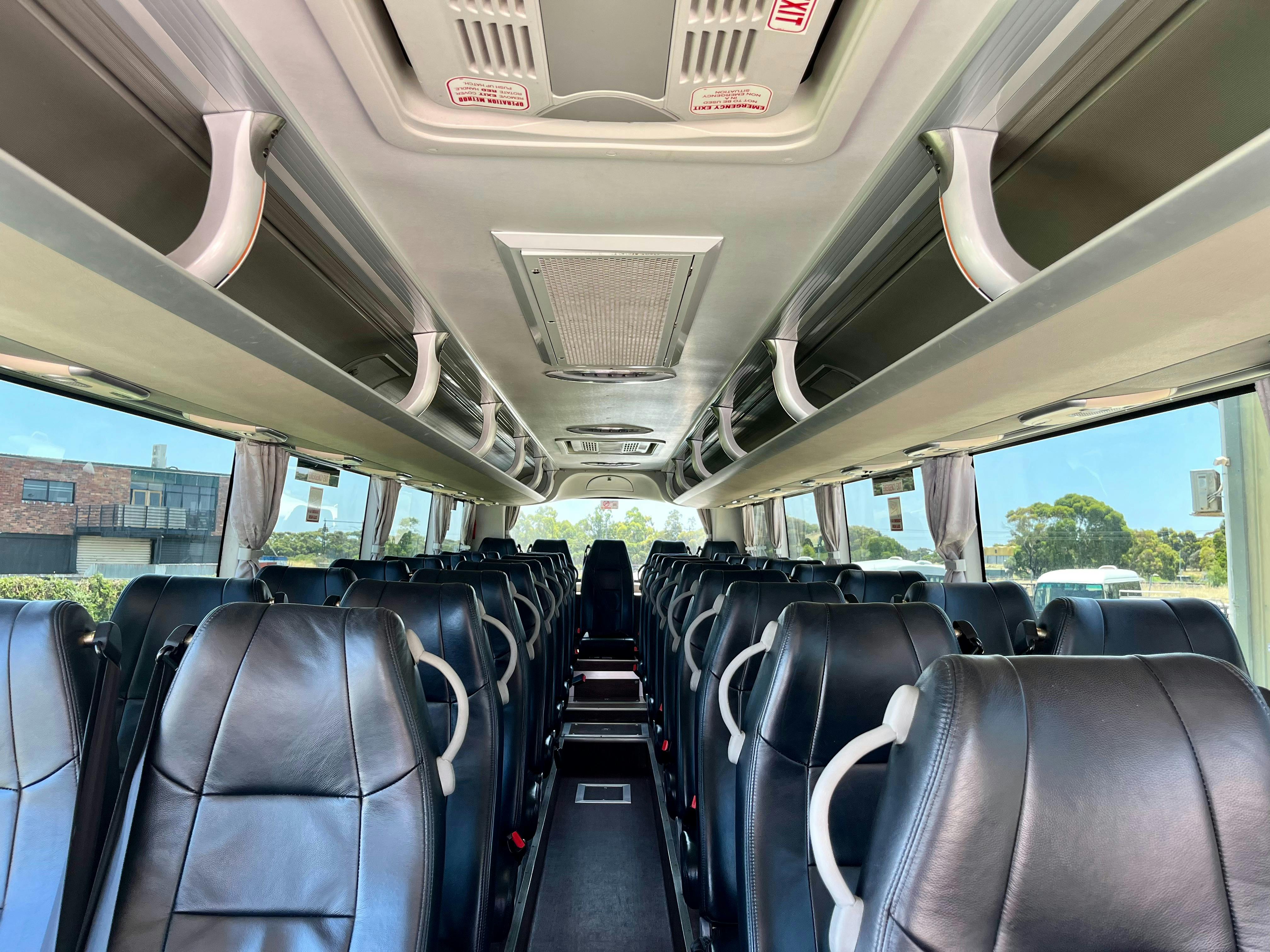 Comfortable coach transportation (38-seater)