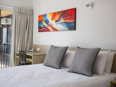 Nightcap at Emerald Star Hotel Nightcap at Emerald Star Hotel