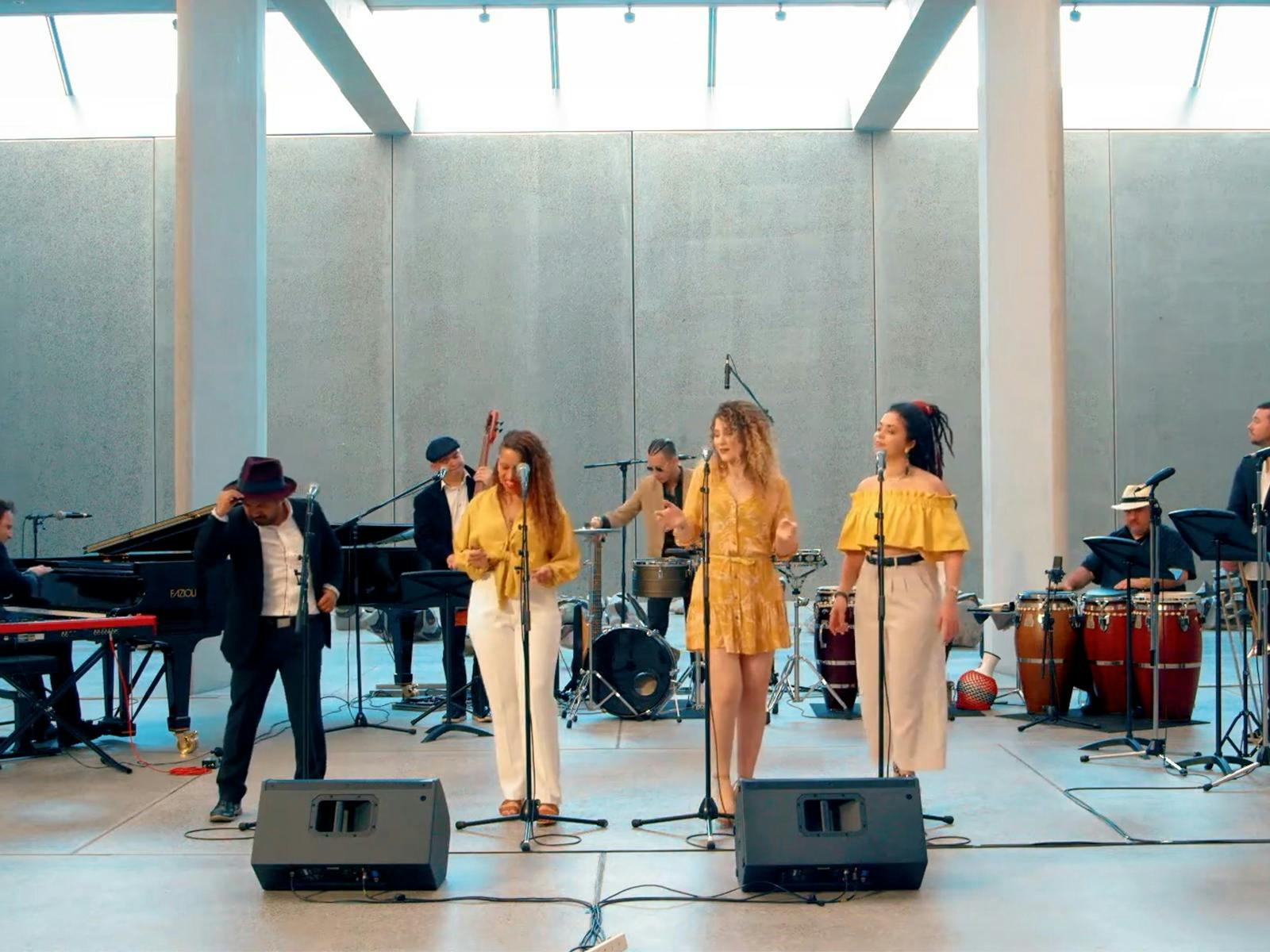 Malo Malo Salsa Band