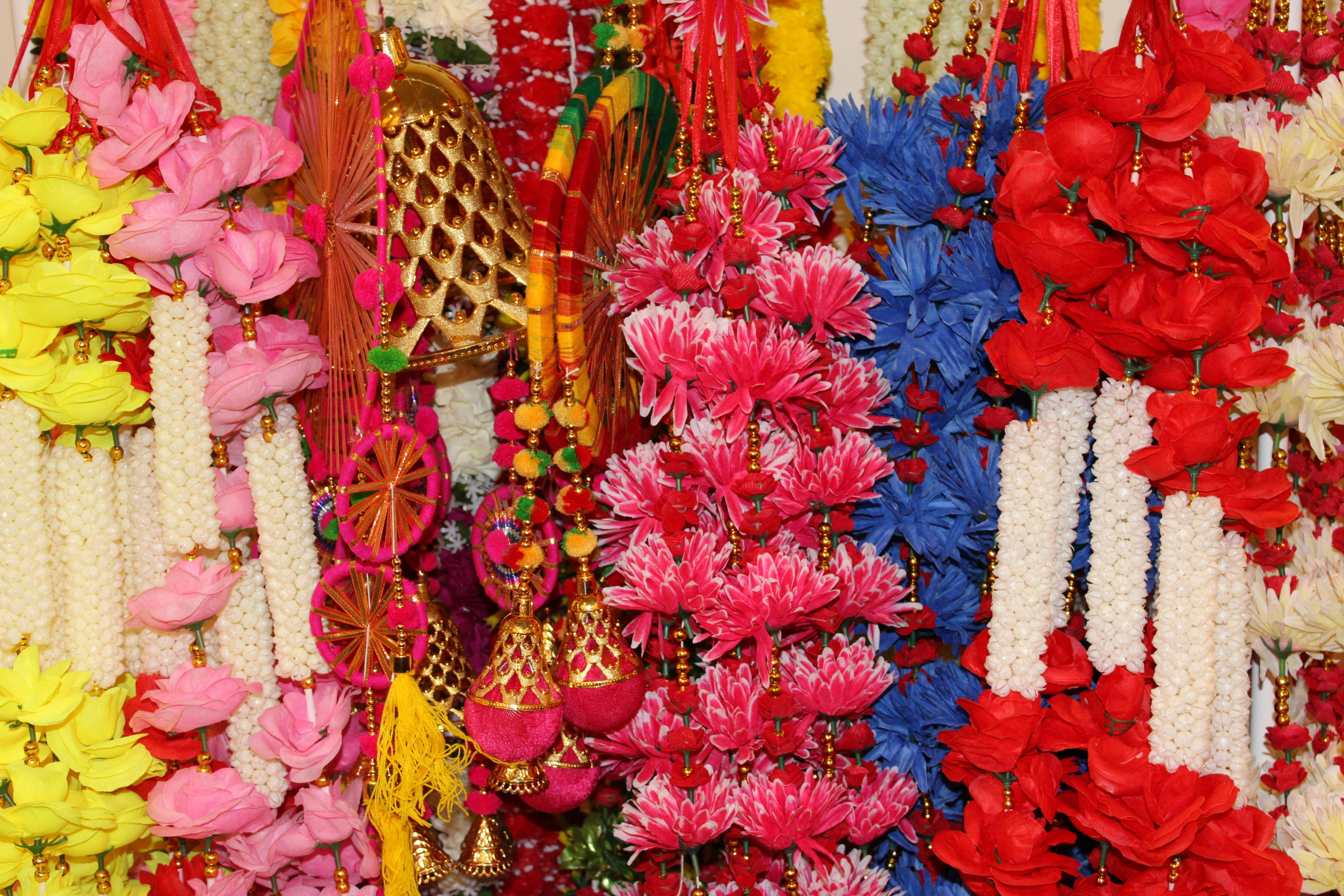Decorations displaying flower garlands
