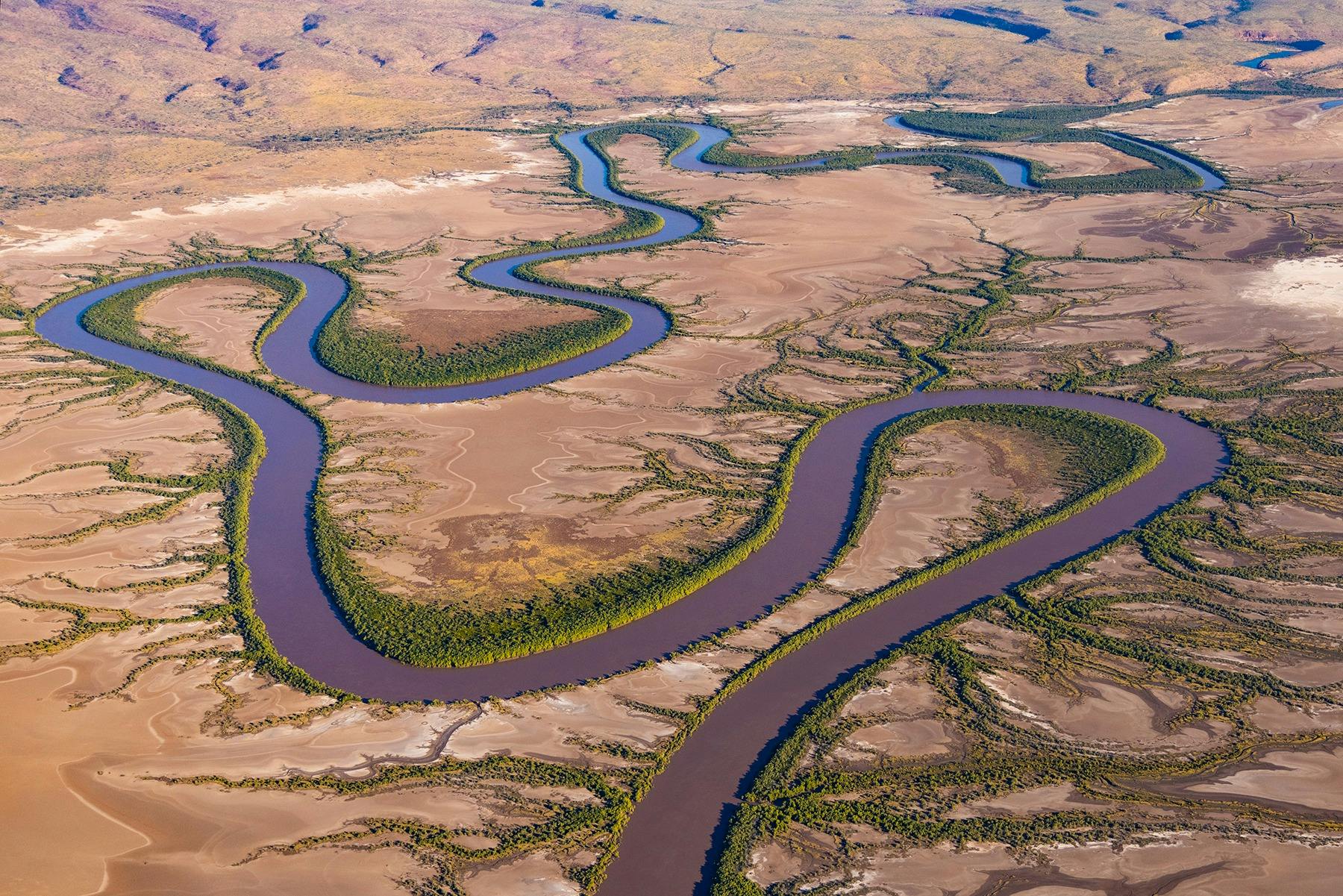 Flying over the King River