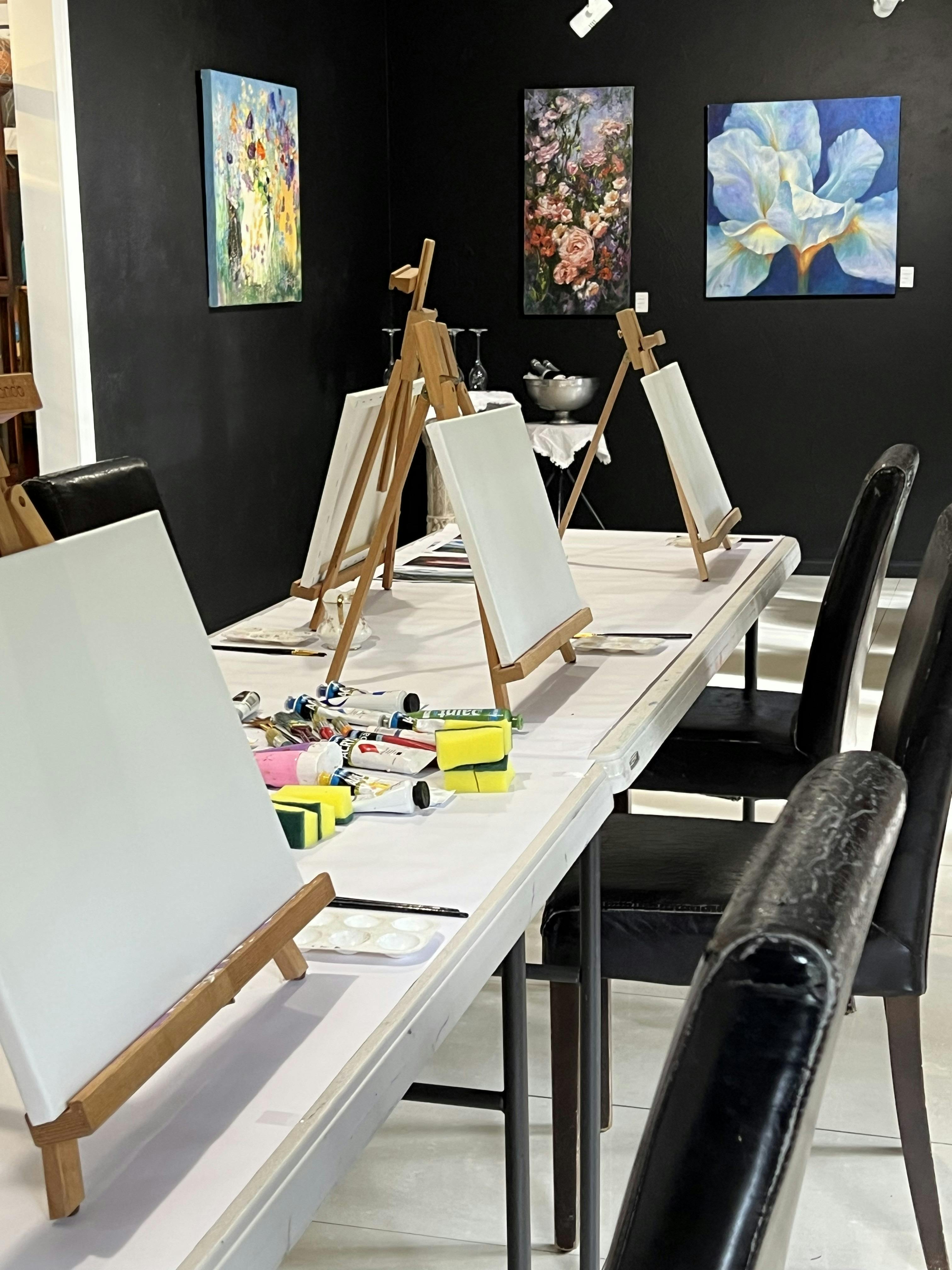 Easels ready for your creative ideas