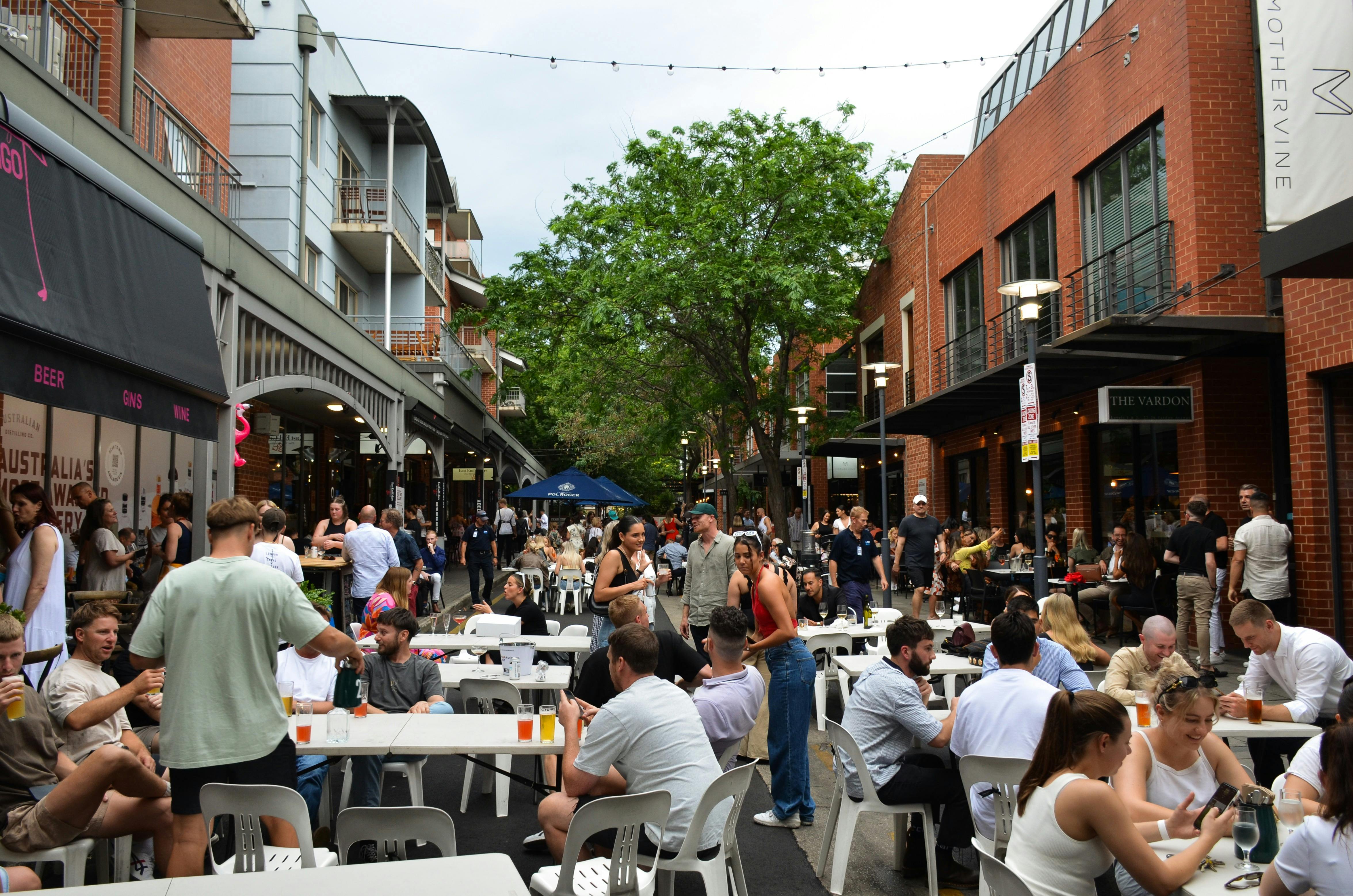 East End Cellars Summer Sessions Vardon Avenue