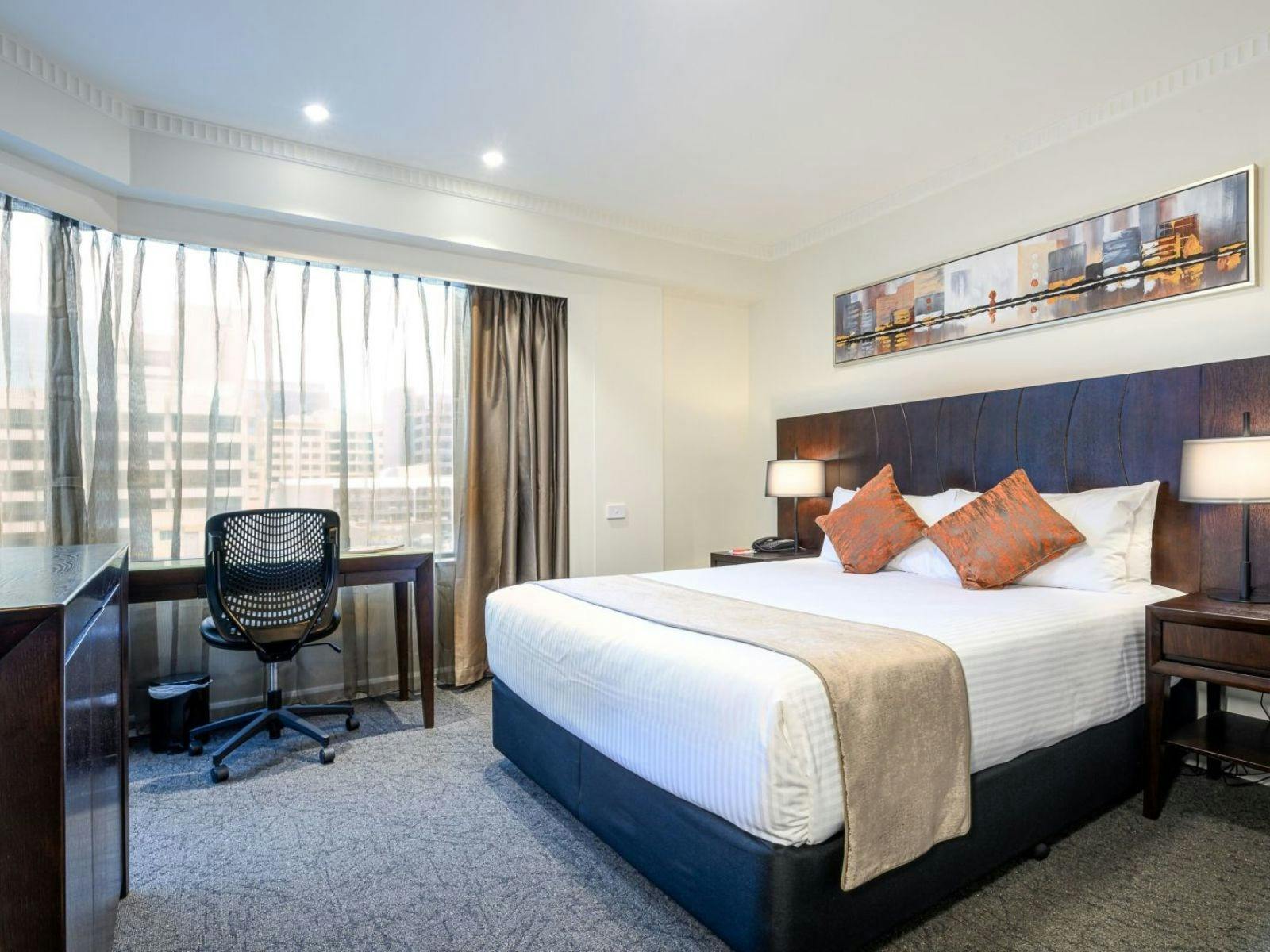 Executive Queen Room