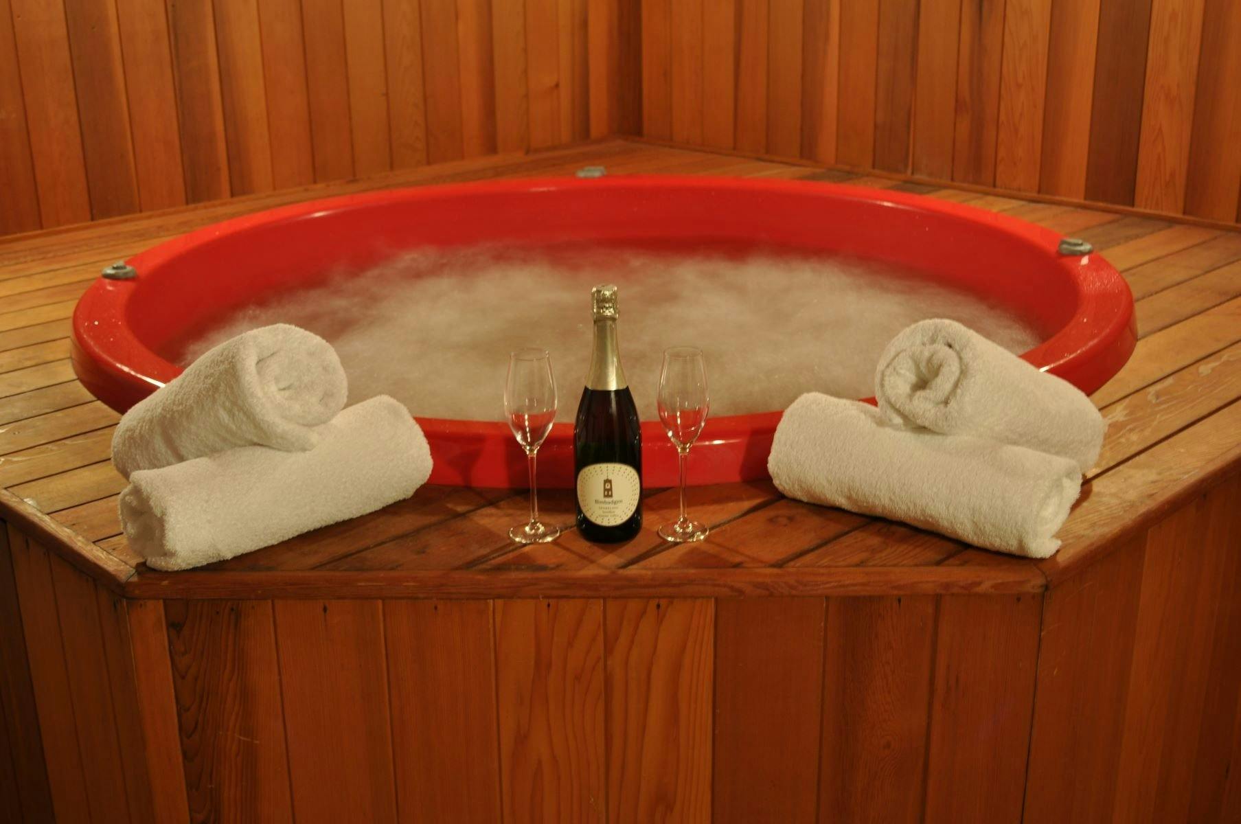 Salzburg Apartments Jacuzzi