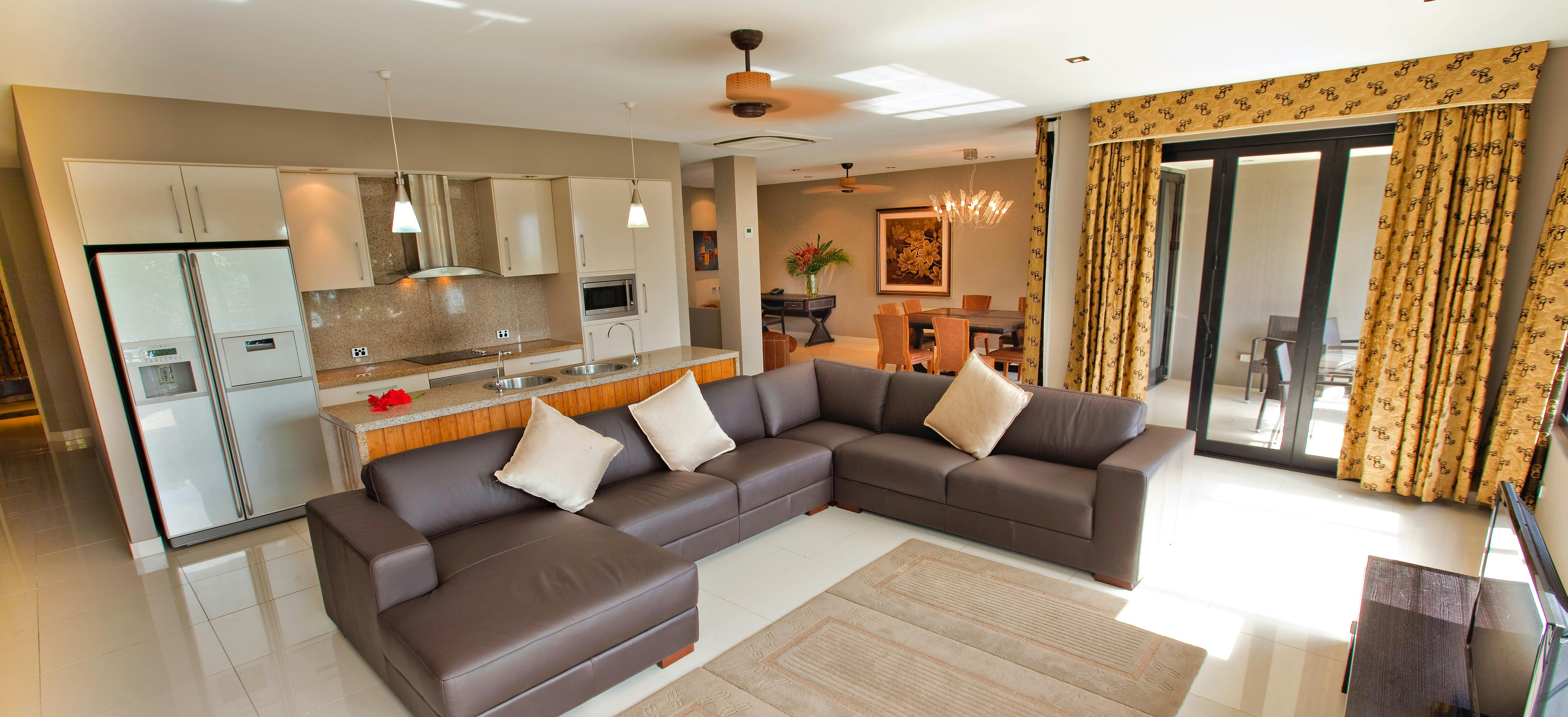 Fitzroy Island Resort - Penthouse - Living Area