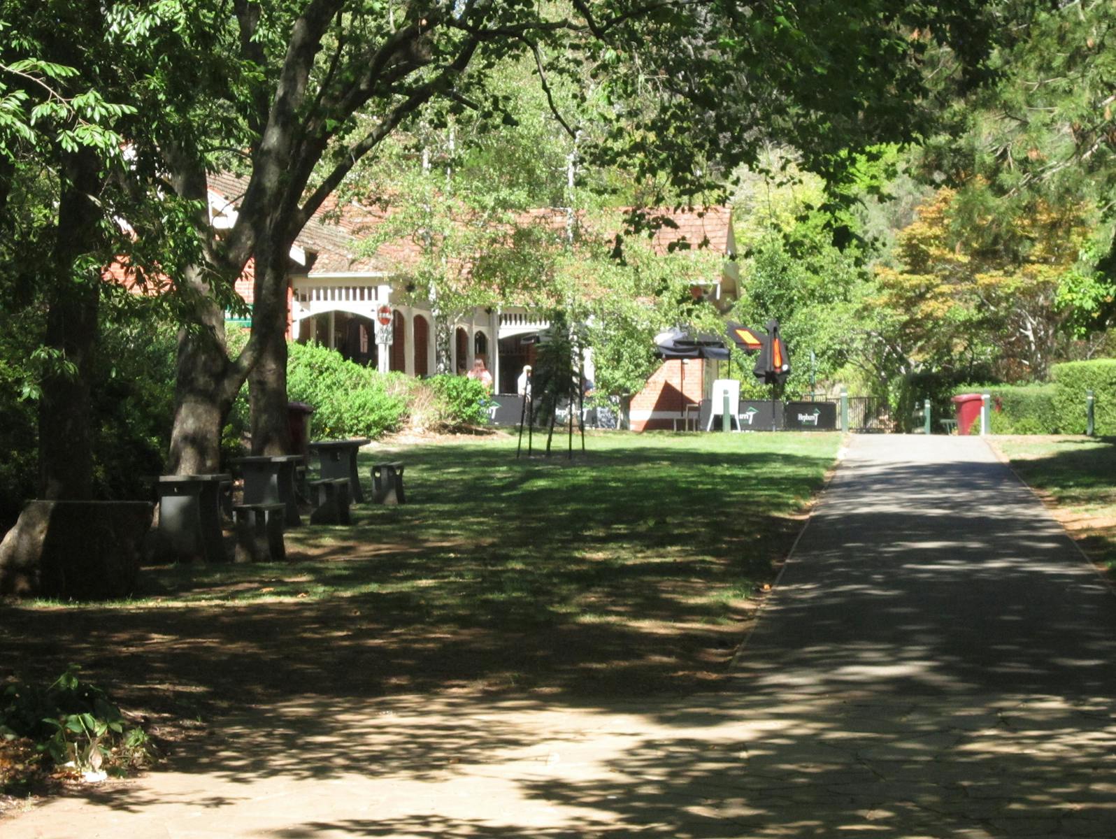 Pavilion Cafe Hepburn Springs Reserve - Hepburn Springs