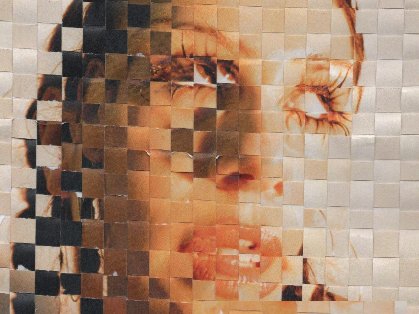 Glister in the Sun, curated by Adele Sliuzas