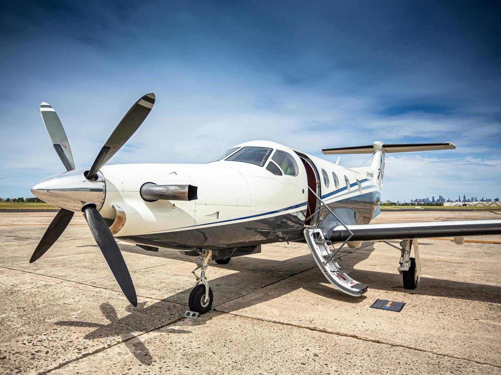 Air Adventure Pilatus PC12