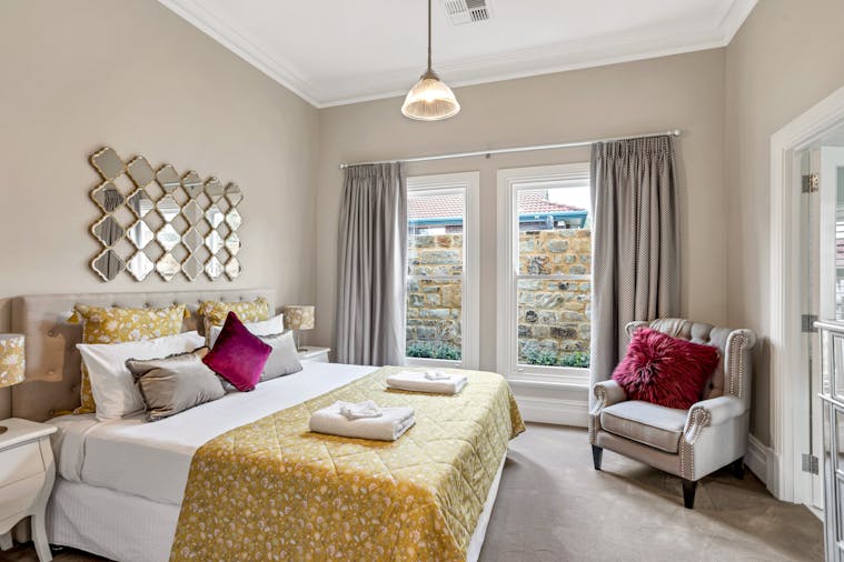 Grandview Accommodation - The Elm Tree Apartments - Mount Barker,...