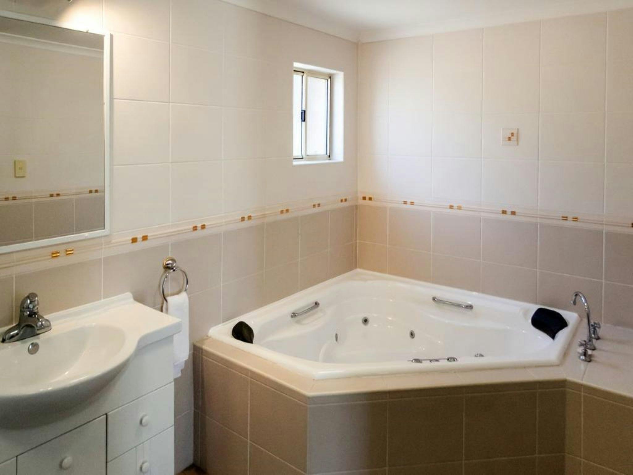 行政特大號床間 - 水療浴缸