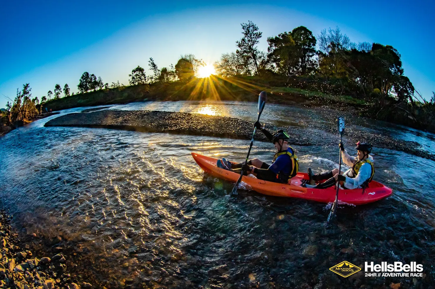 Kayaking the Mary River