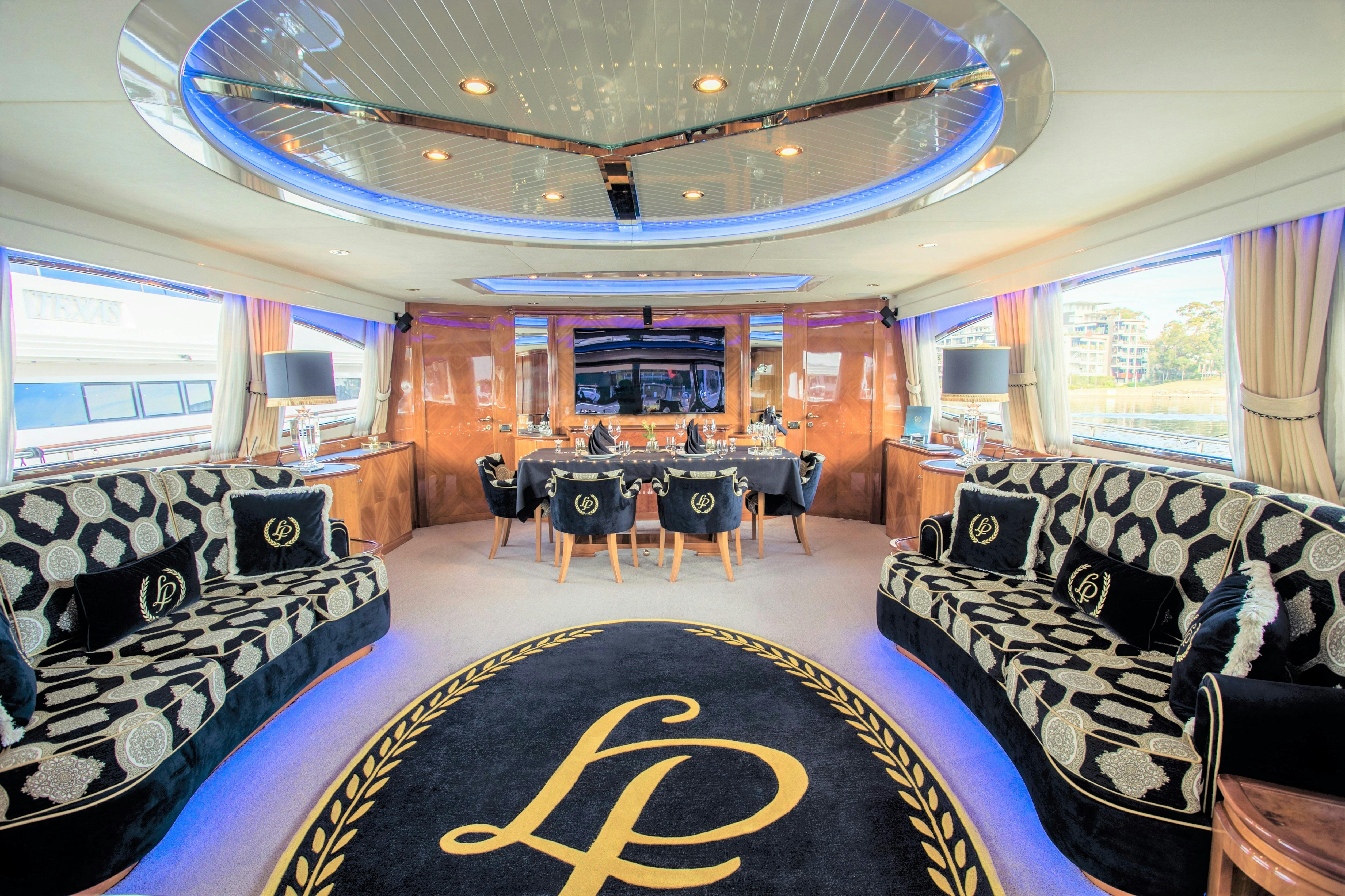 YOTSPACE - Superyacht Voyages - Lady Pamela - Saloon - Main