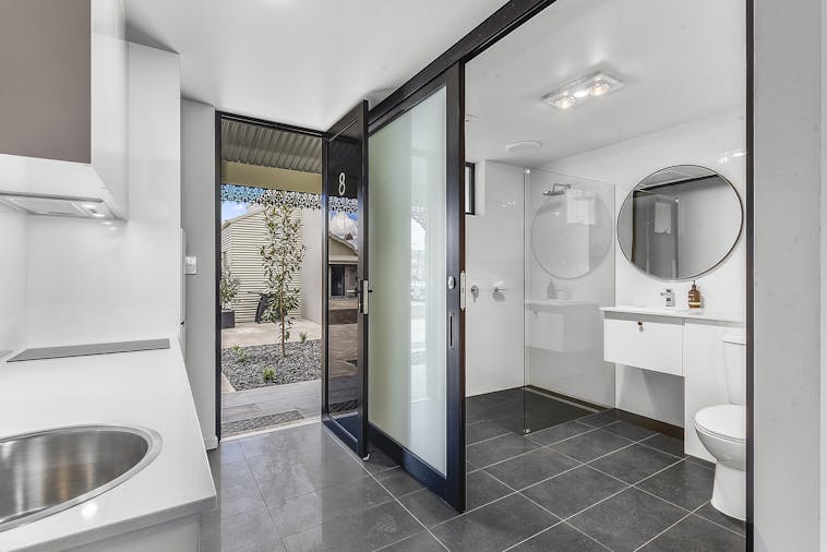 Aloha Central Premium Studio