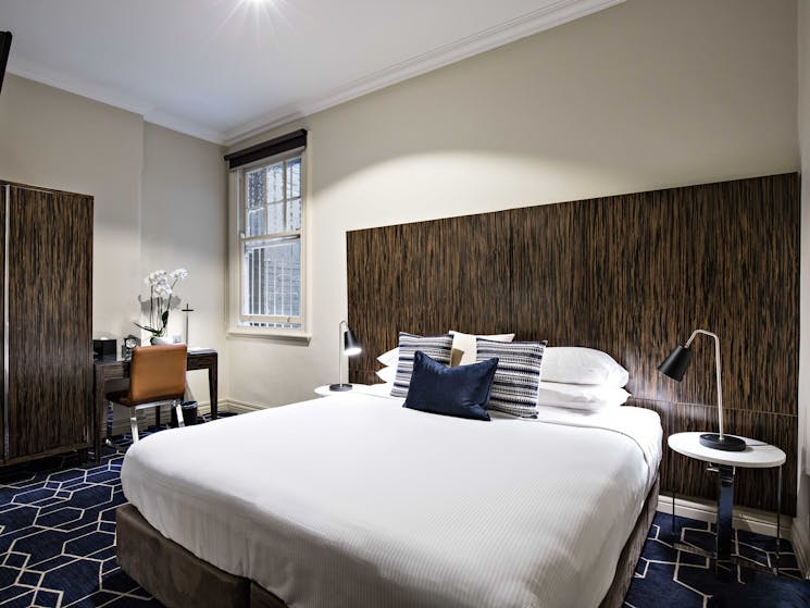 King Deluxe Room  at the Bayswater by Sydney Lodges, Kings Cross Sydney