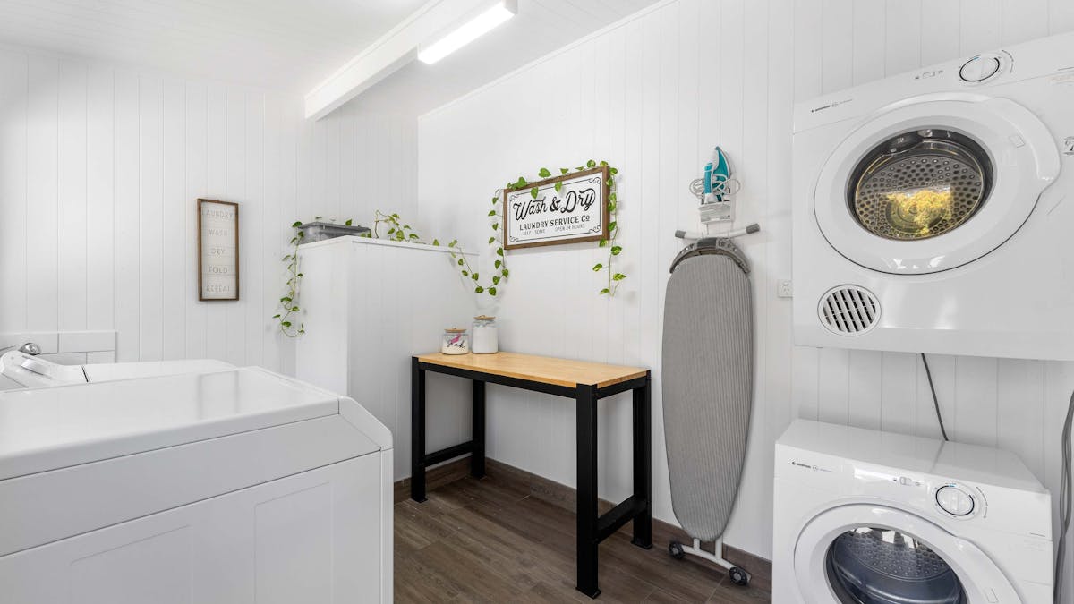 Motel Laundry