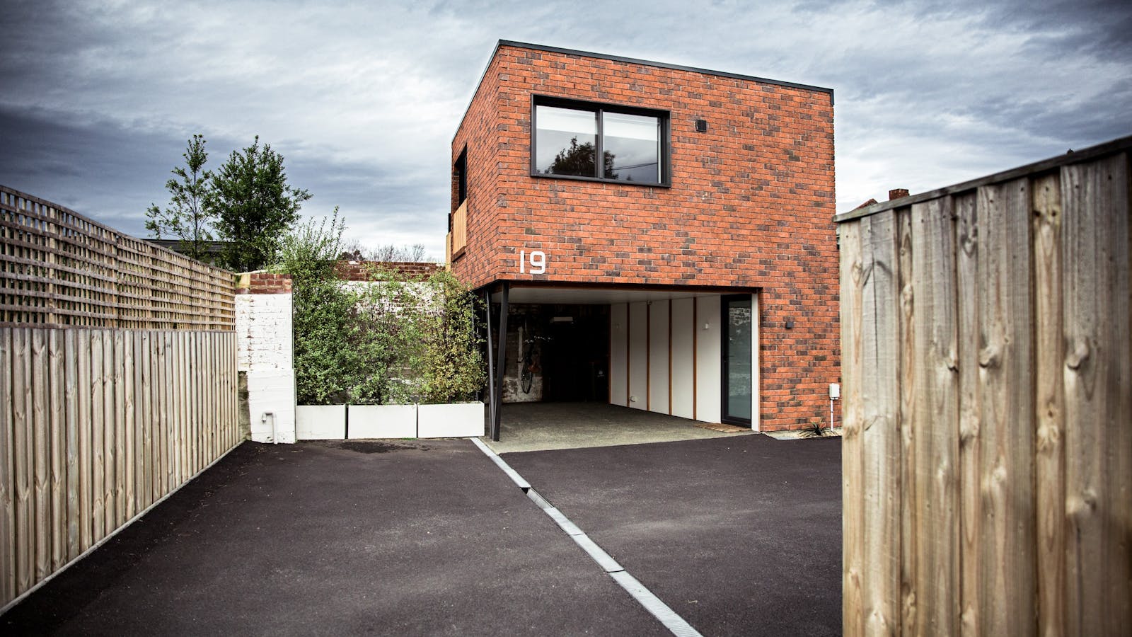The Loft at Soho showing the carport. Your luggage can be wheeled directly into the bedroom.