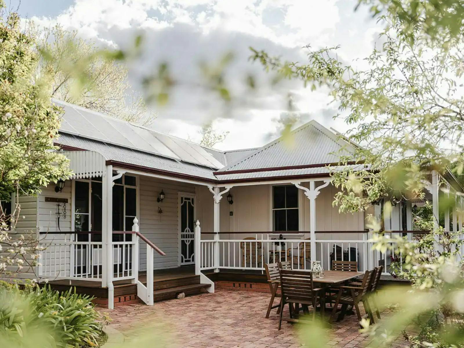 Exterior of Sylvan Cottage