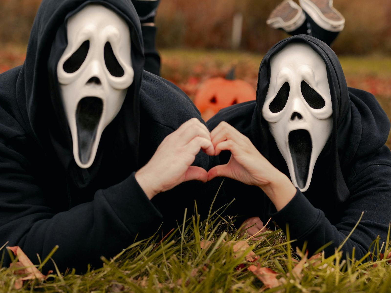 Moffat Beach Street Party: Halloween