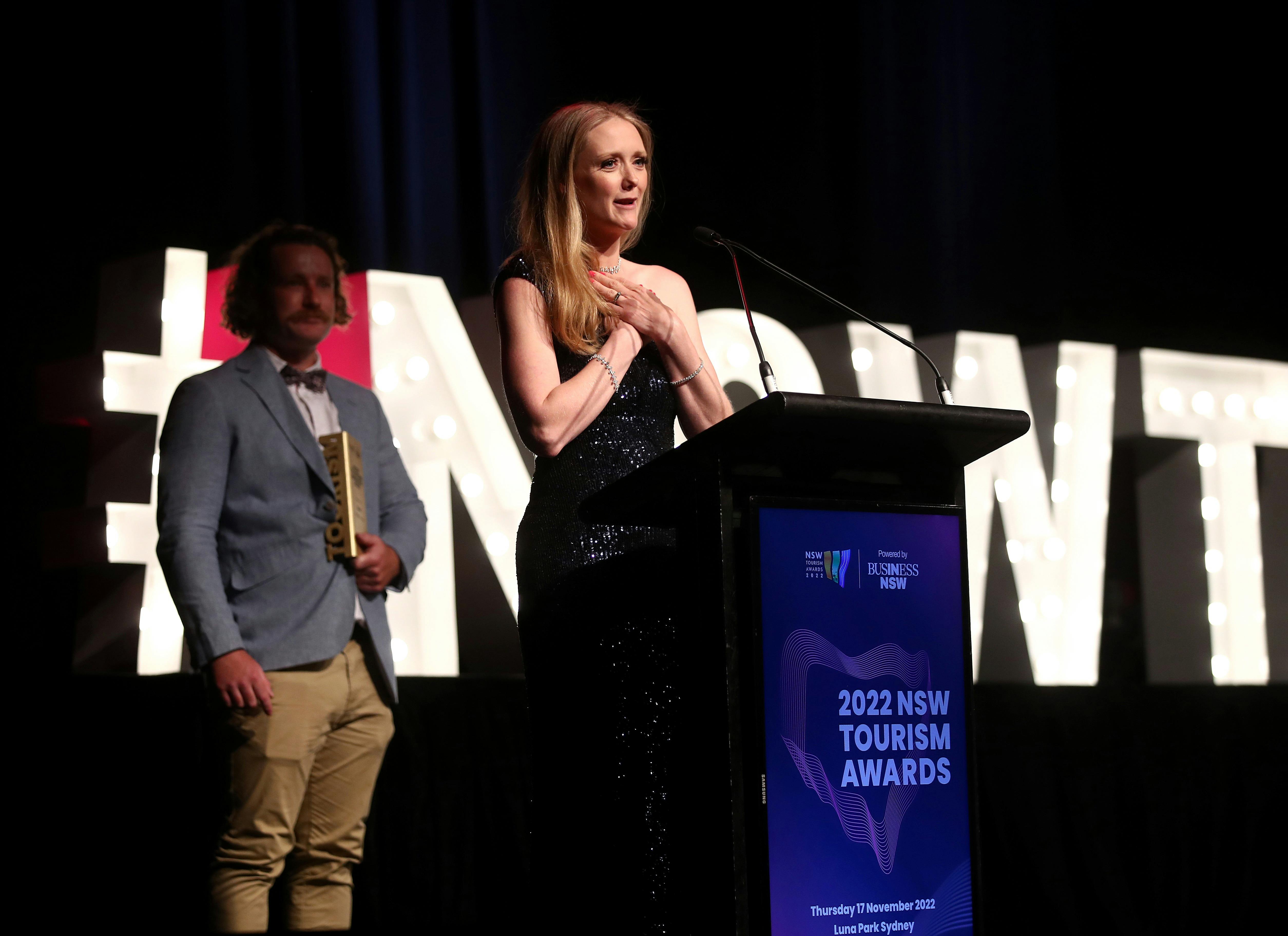 ローラ・ストーンがシドニーのエコツーリズムでニューサウスウェールズ州観光賞の金賞を受賞