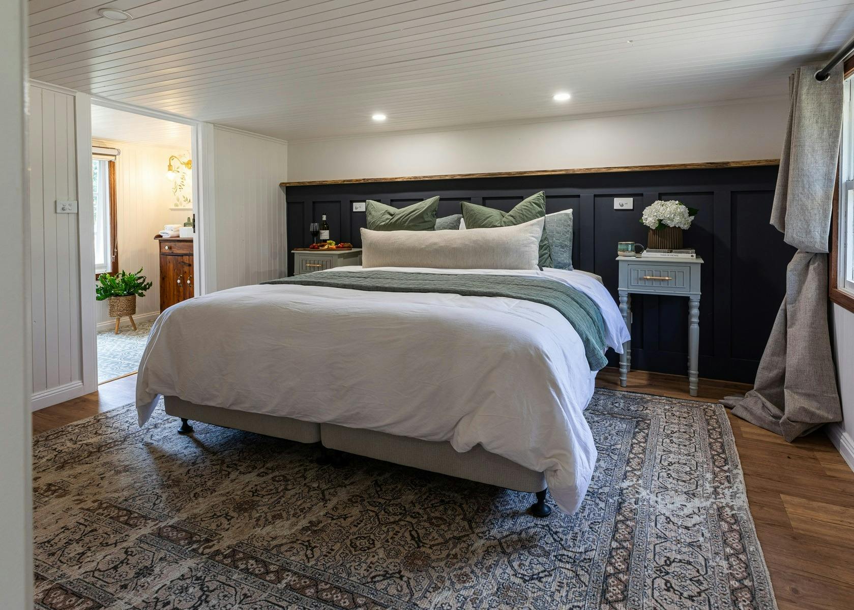 Magazine worthy bedroom & Ensuite